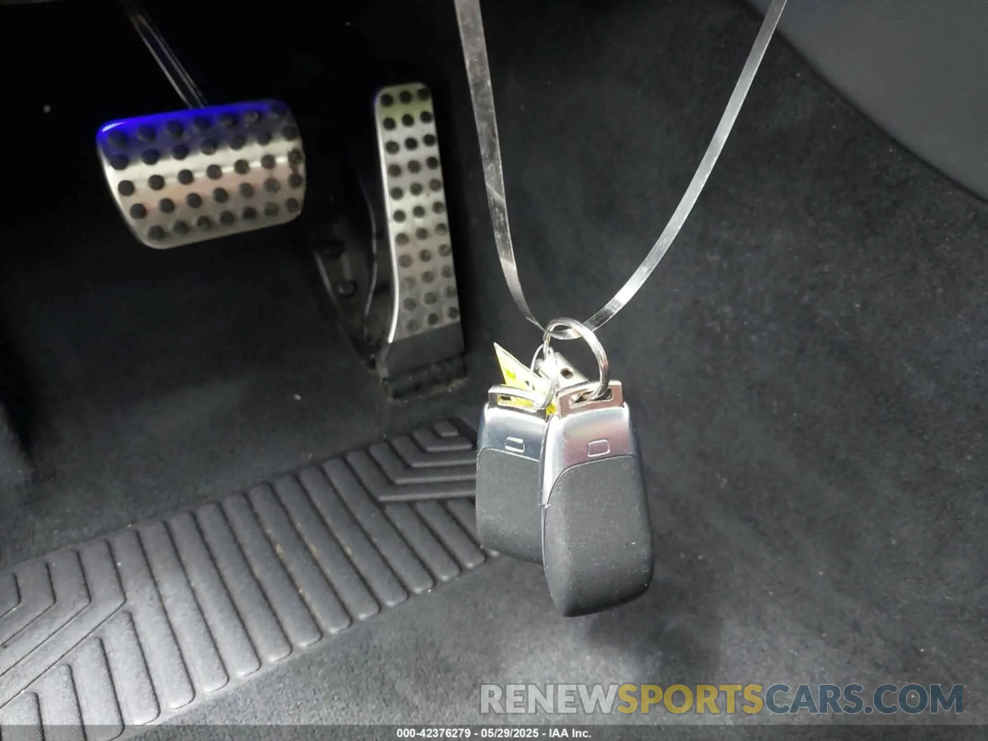 11 fotografías del automóvil dañado W1KWJ8EB5MG092130 MERCEDES-BENZ C 300 2021