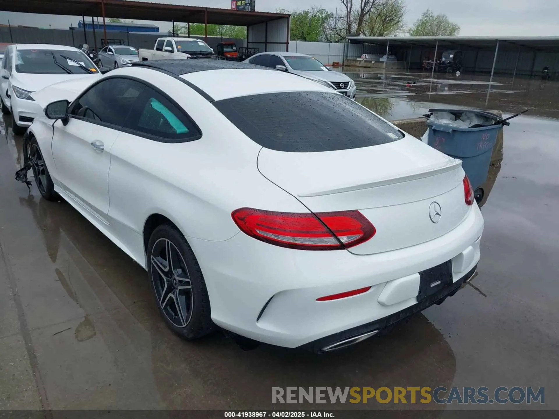 3 fotografías del automóvil dañado W1KWJ8EB9MG095256 MERCEDES-BENZ C 300 2021