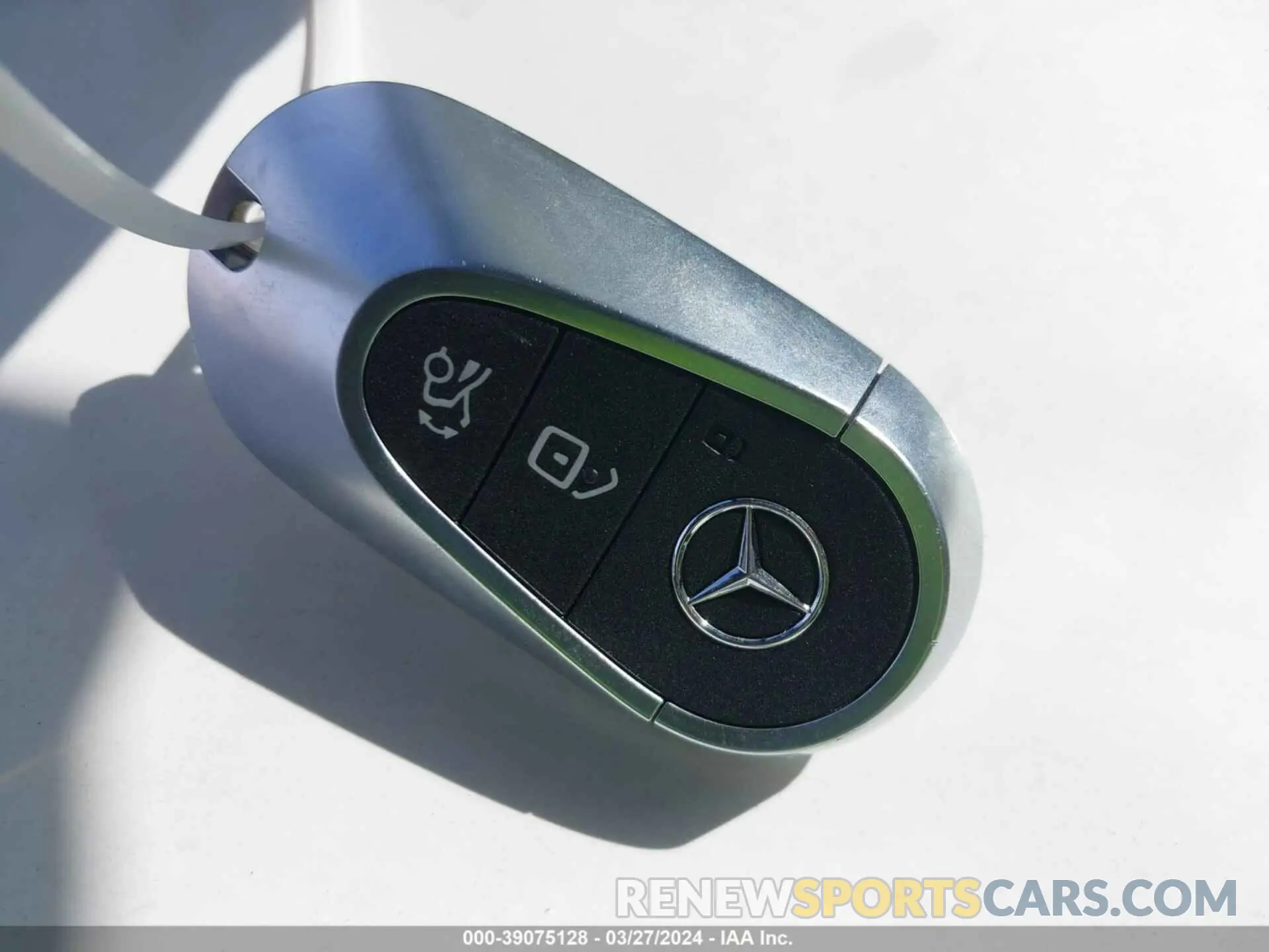 11 fotografías del automóvil dañado W1KAF4GB1NR037844 MERCEDES-BENZ C 300 2022