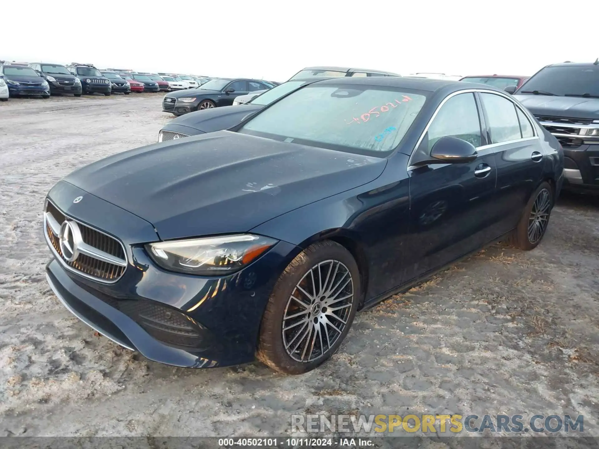 2 fotografías del automóvil dañado W1KAF4GB2NR014301 MERCEDES-BENZ C 300 2022