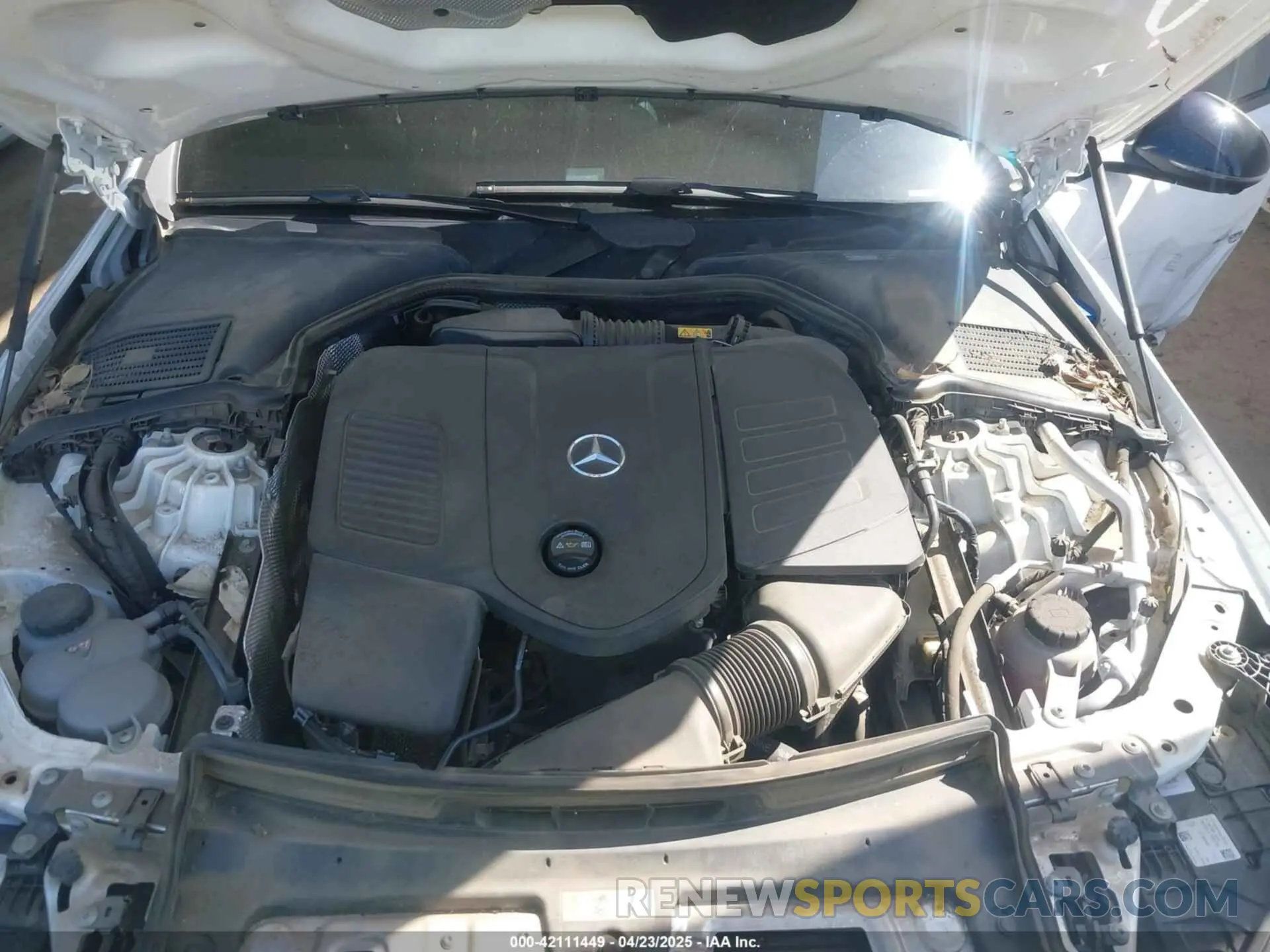 10 fotografías del automóvil dañado W1KAF4GB4NR056209 MERCEDES-BENZ C 300 2022