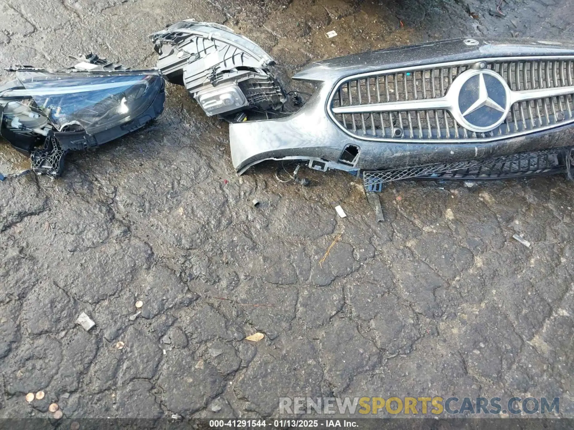 12 fotografías del automóvil dañado W1KAF4GB7NR013466 MERCEDES-BENZ C 300 2022