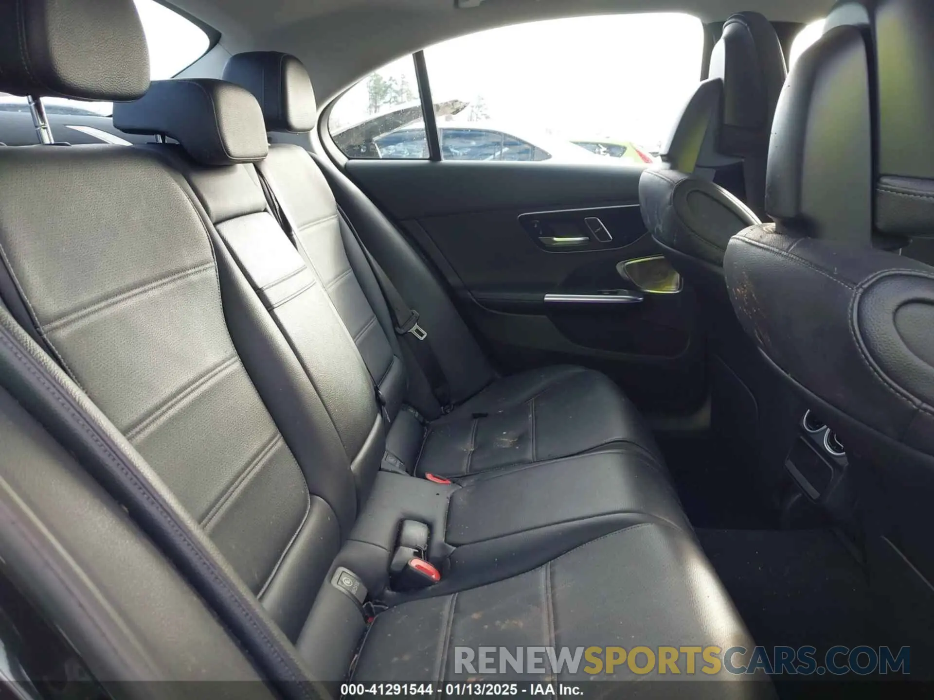 8 fotografías del automóvil dañado W1KAF4GB7NR013466 MERCEDES-BENZ C 300 2022