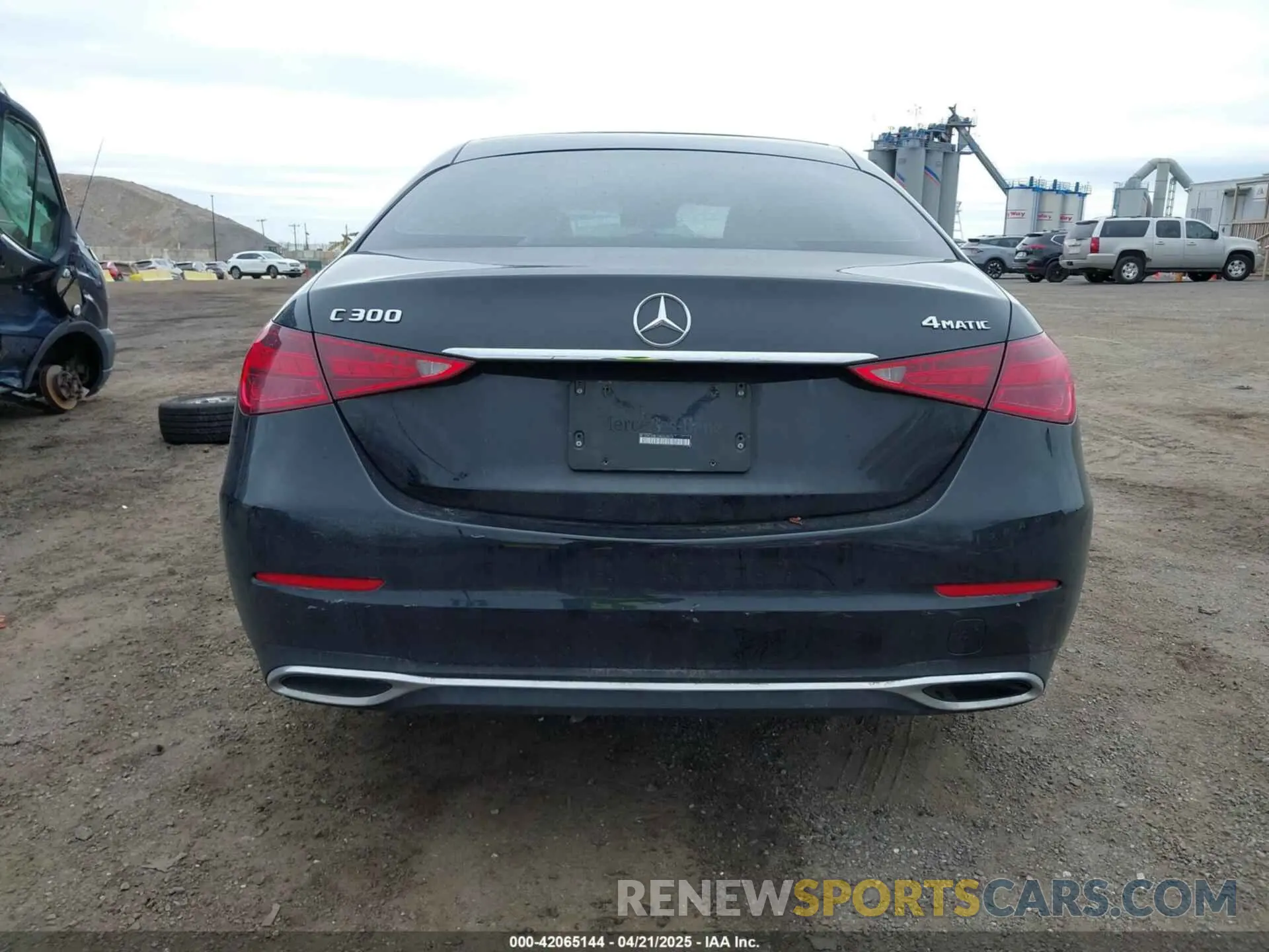 16 fotografías del automóvil dañado W1KAF4HB1NR063875 MERCEDES-BENZ C 300 2022