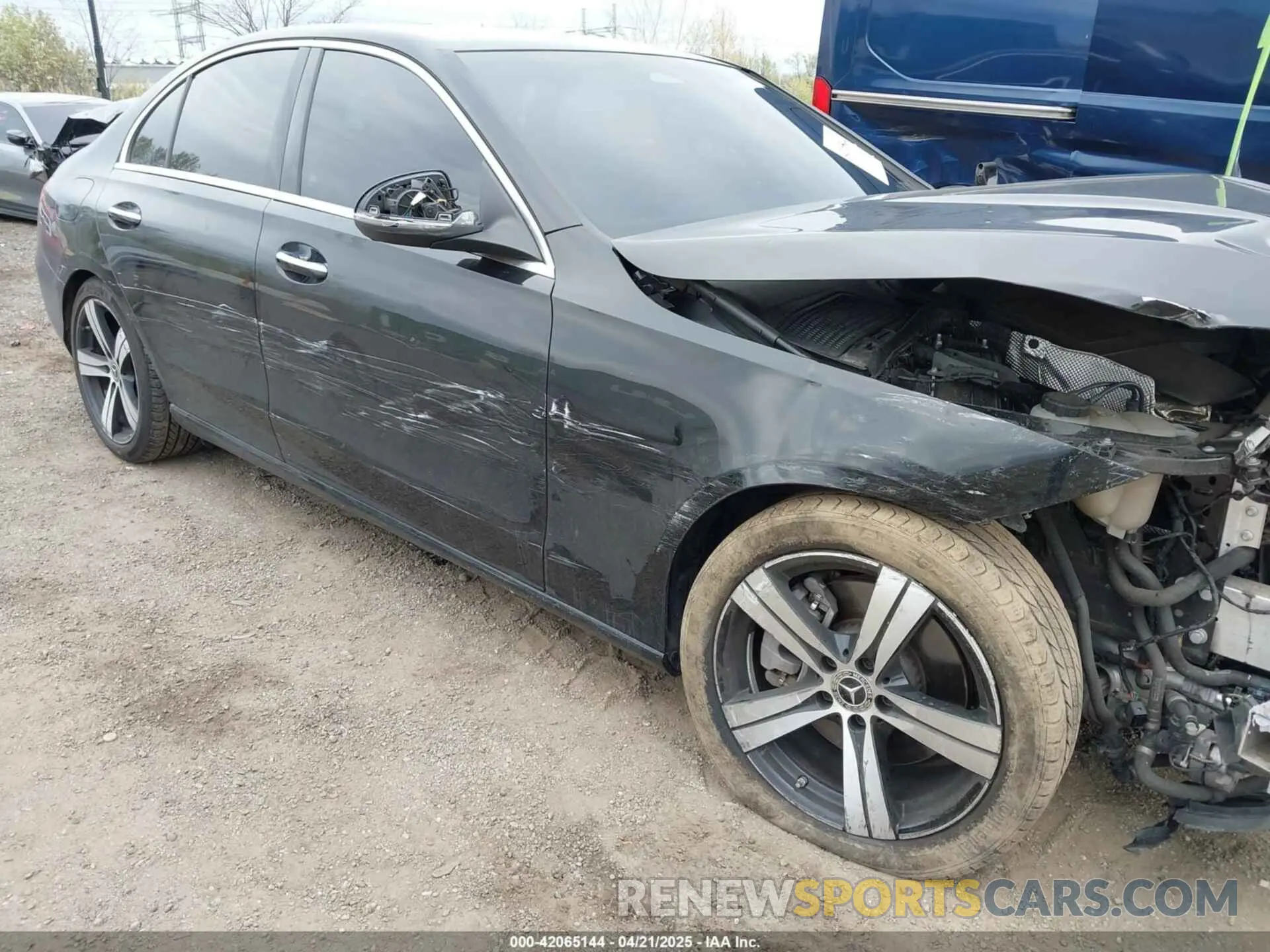 17 fotografías del automóvil dañado W1KAF4HB1NR063875 MERCEDES-BENZ C 300 2022