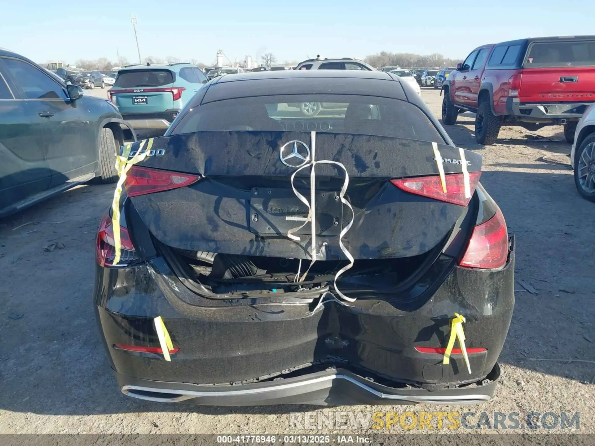 16 fotografías del automóvil dañado W1KAF4HB4NR058640 MERCEDES-BENZ C 300 2022