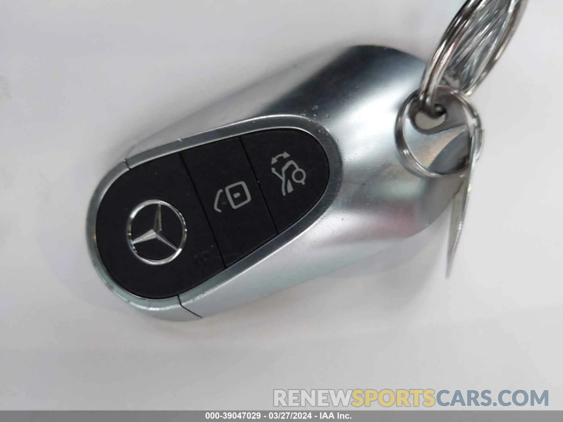 11 fotografías del automóvil dañado W1KAF4HB5NR038820 MERCEDES-BENZ C 300 2022