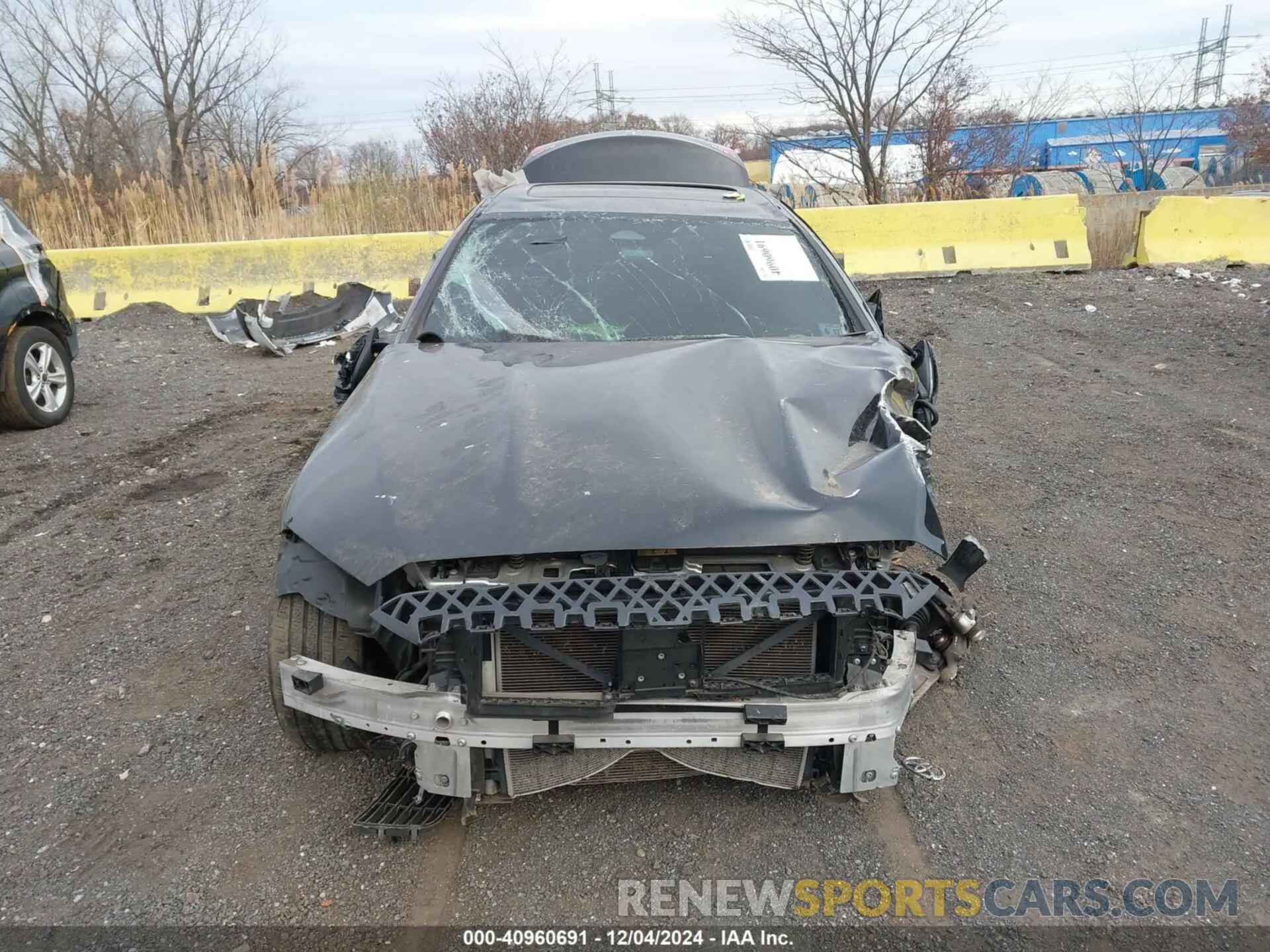 12 fotografías del automóvil dañado W1KAF4HB7NR035661 MERCEDES-BENZ C 300 2022