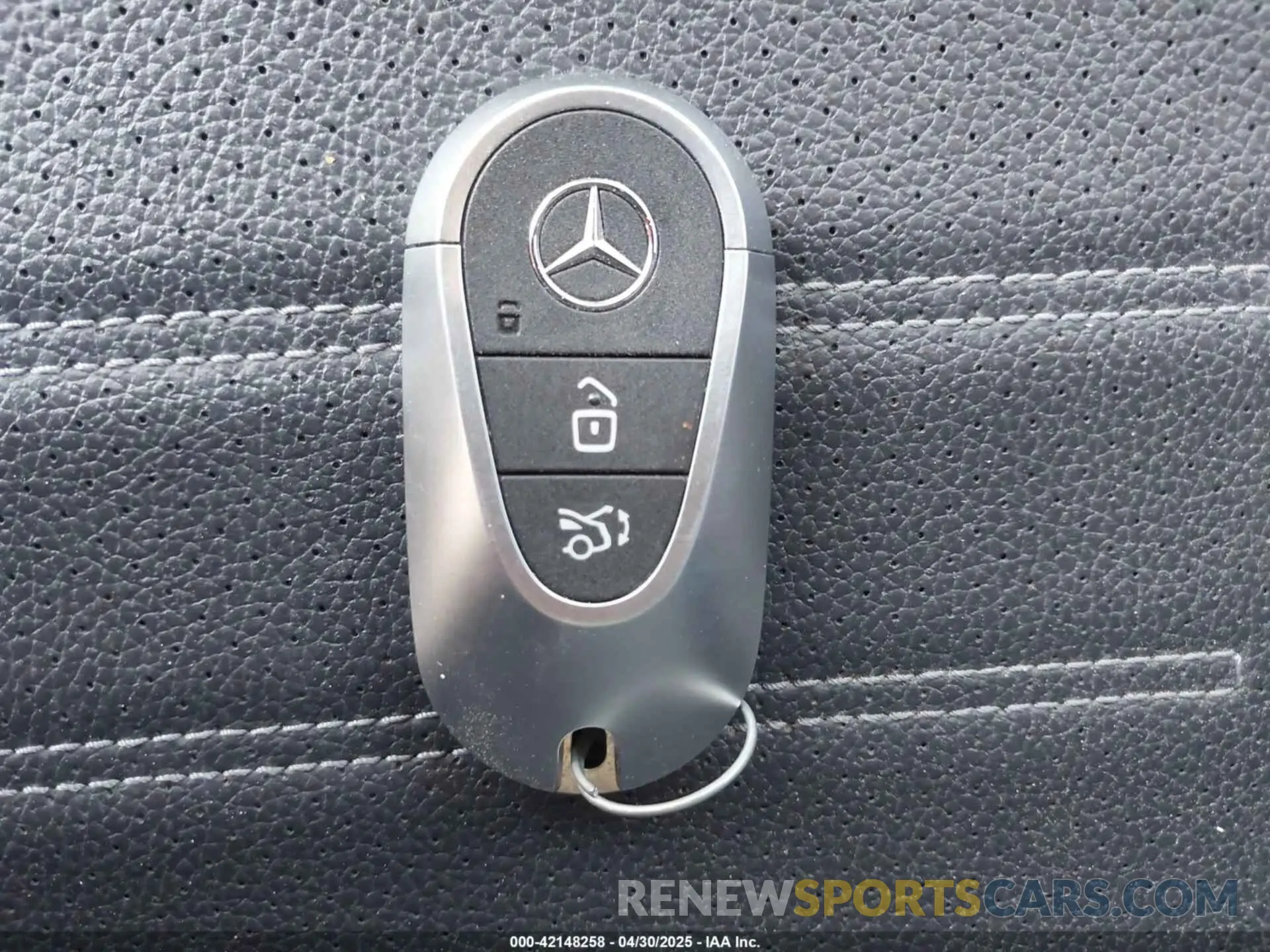 11 fotografías del automóvil dañado W1KAF4GB1PR104591 MERCEDES-BENZ C 300 2023