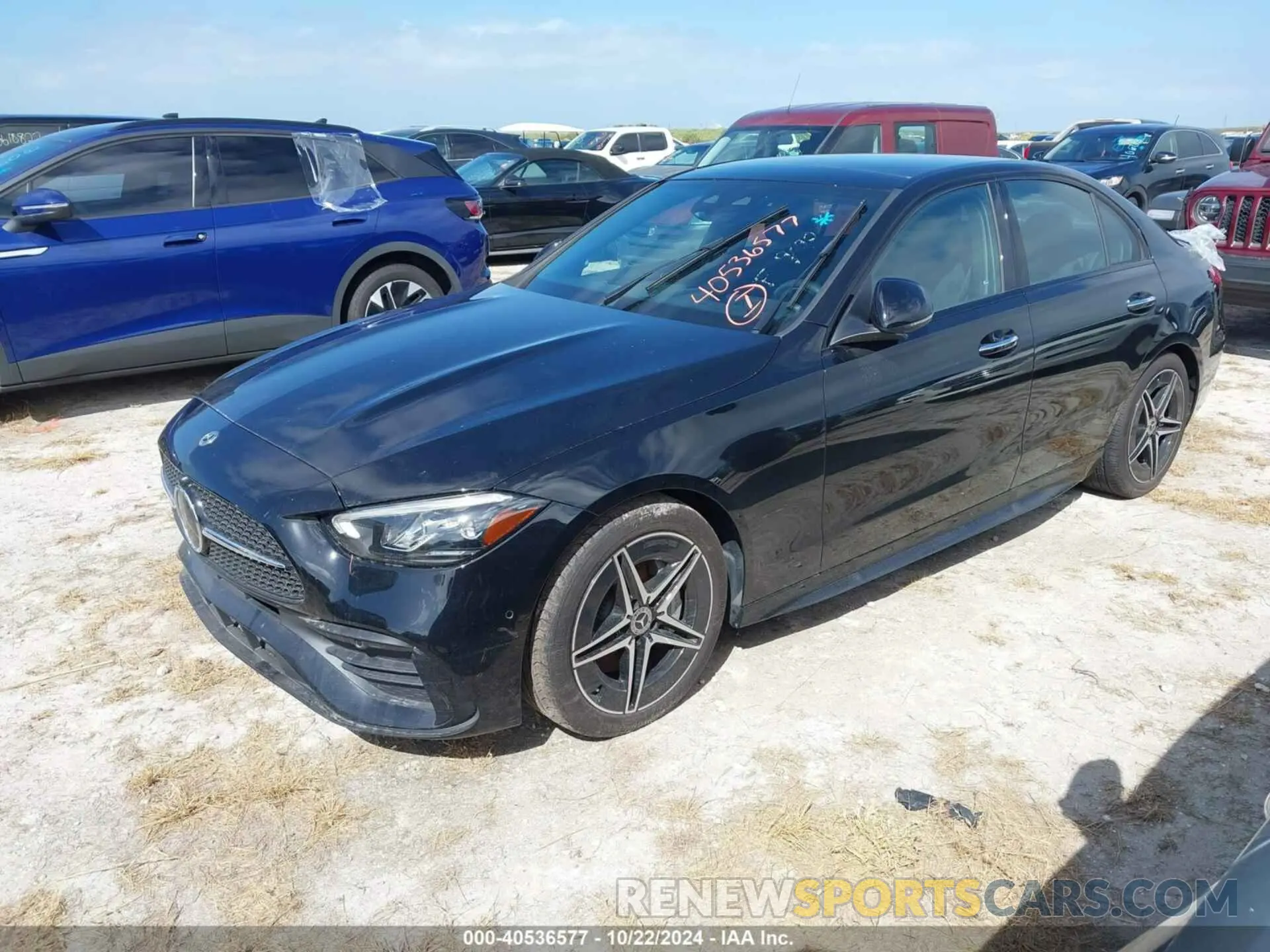 2 fotografías del automóvil dañado W1KAF4GB2PR107810 MERCEDES-BENZ C 300 2023