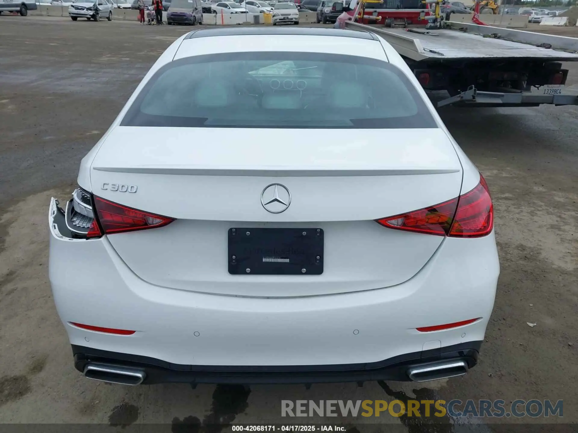 16 fotografías del automóvil dañado W1KAF4GB3PR121215 MERCEDES-BENZ C 300 2023