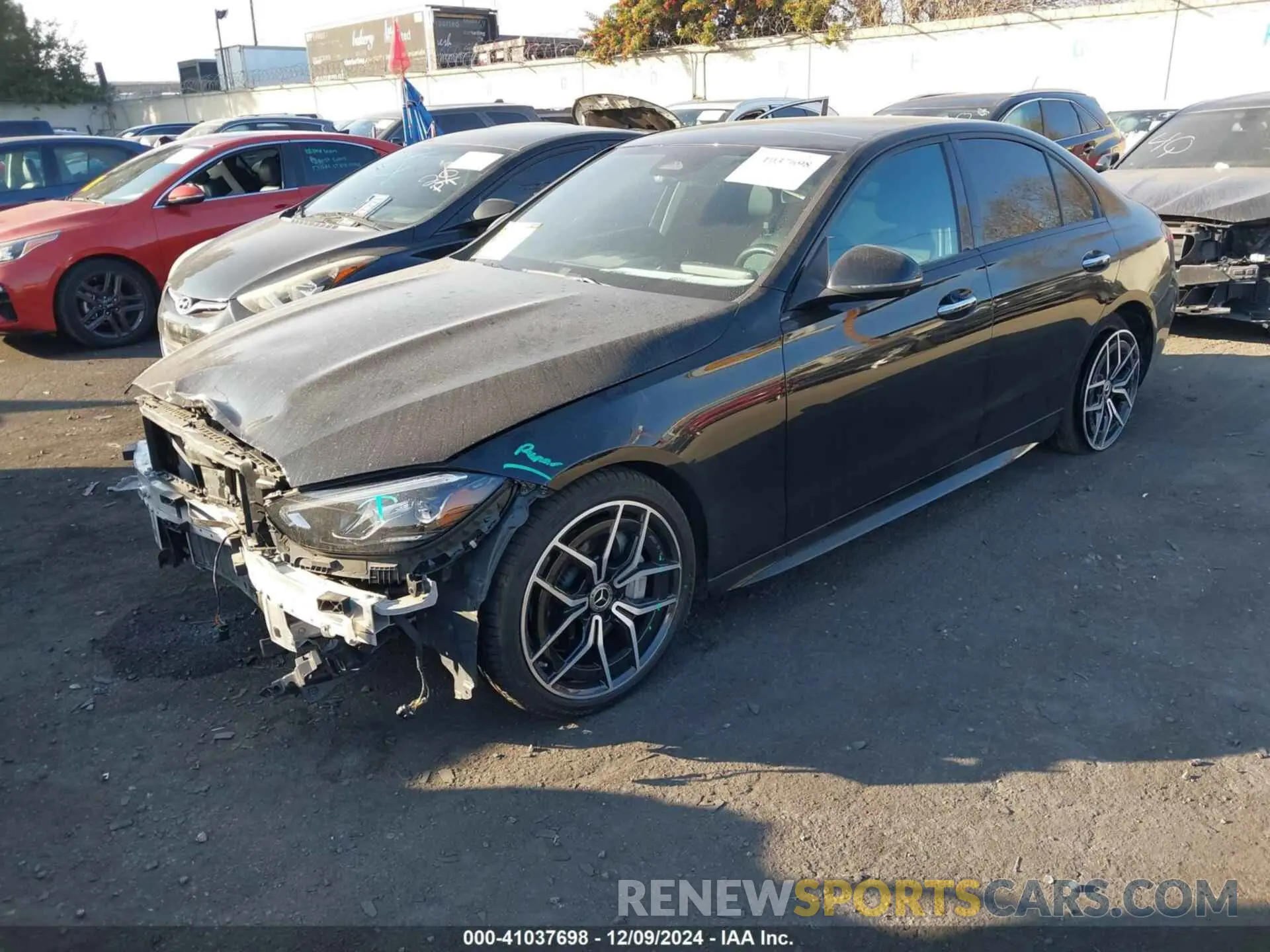 2 fotografías del automóvil dañado W1KAF4GB4PR102432 MERCEDES-BENZ C 300 2023