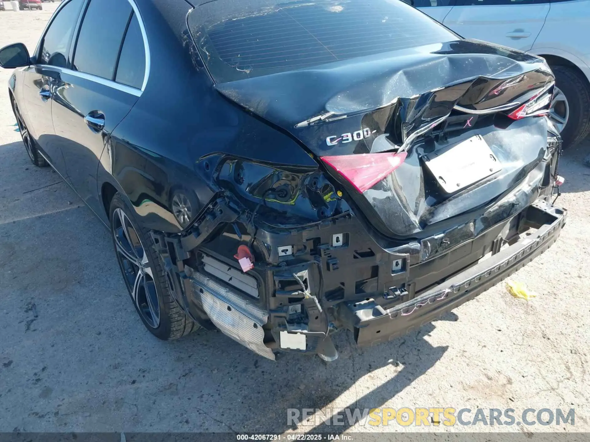 6 fotografías del automóvil dañado W1KAF4GB5PR139666 MERCEDES-BENZ C 300 2023