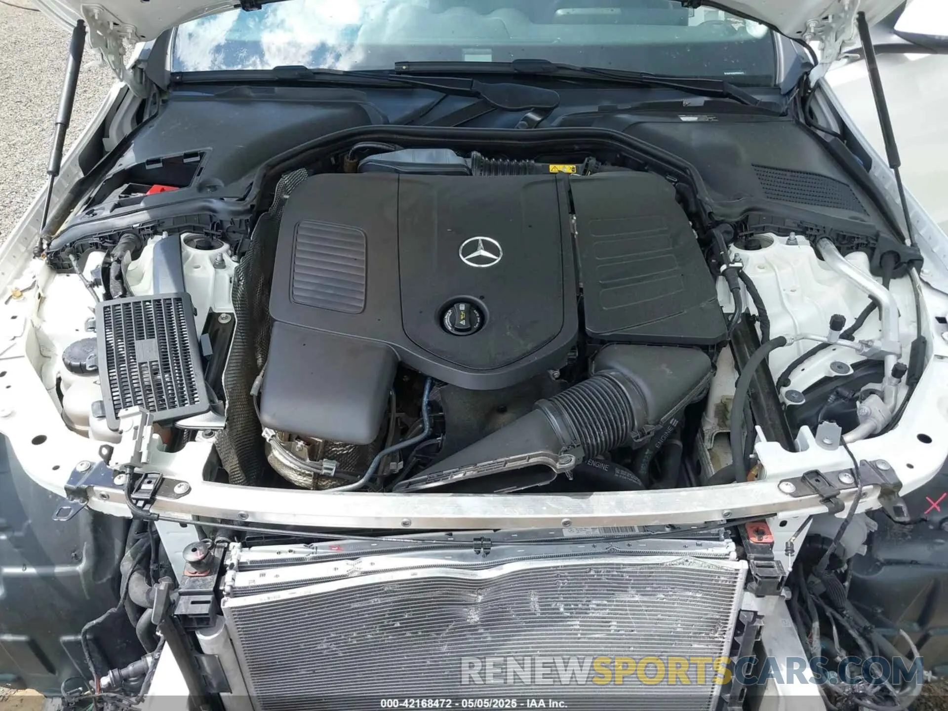 10 fotografías del automóvil dañado W1KAF4GBXPR094272 MERCEDES-BENZ C 300 2023