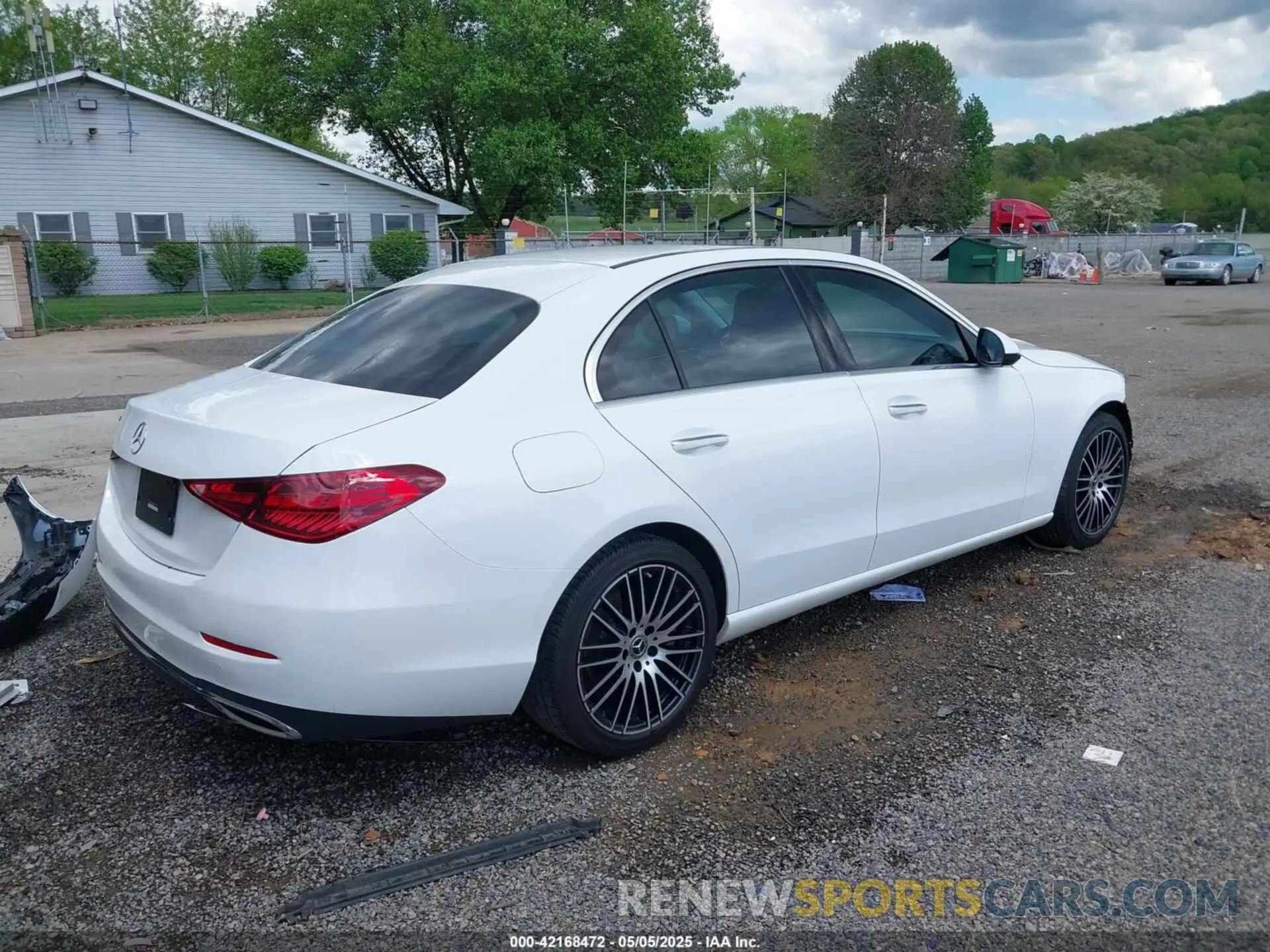 4 fotografías del automóvil dañado W1KAF4GBXPR094272 MERCEDES-BENZ C 300 2023