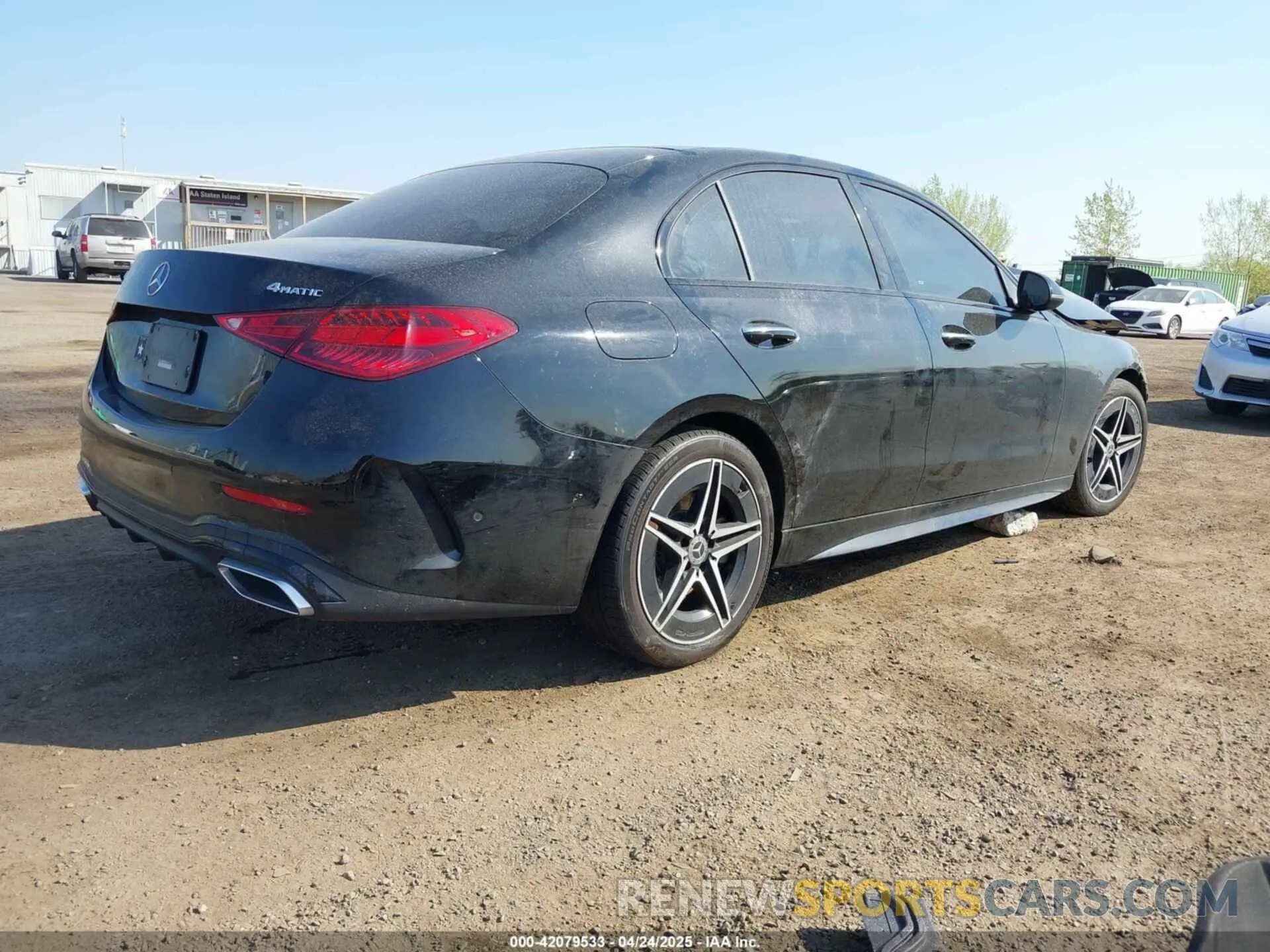 4 fotografías del automóvil dañado W1KAF4HB1PR138996 MERCEDES-BENZ C 300 2023