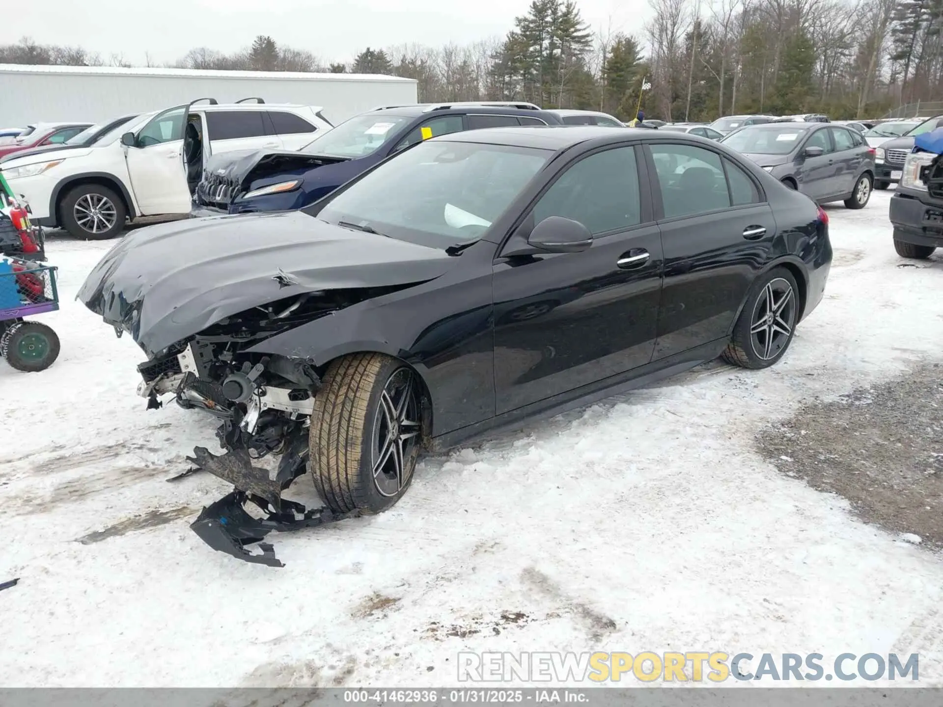 2 fotografías del automóvil dañado W1KAF4HB2PR146685 MERCEDES-BENZ C 300 2023