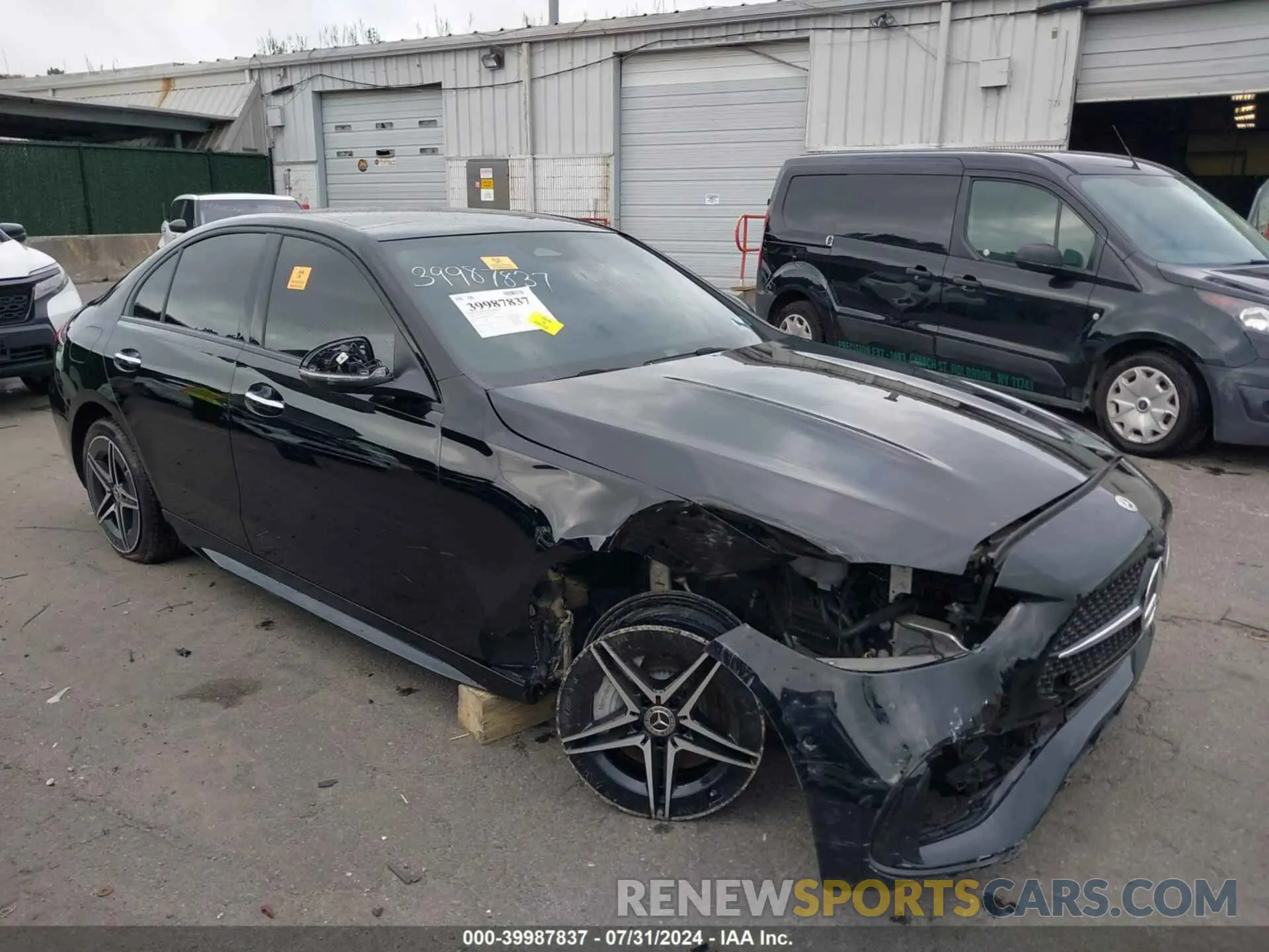 6 fotografías del automóvil dañado W1KAF4HB3PR153483 MERCEDES-BENZ C 300 2023