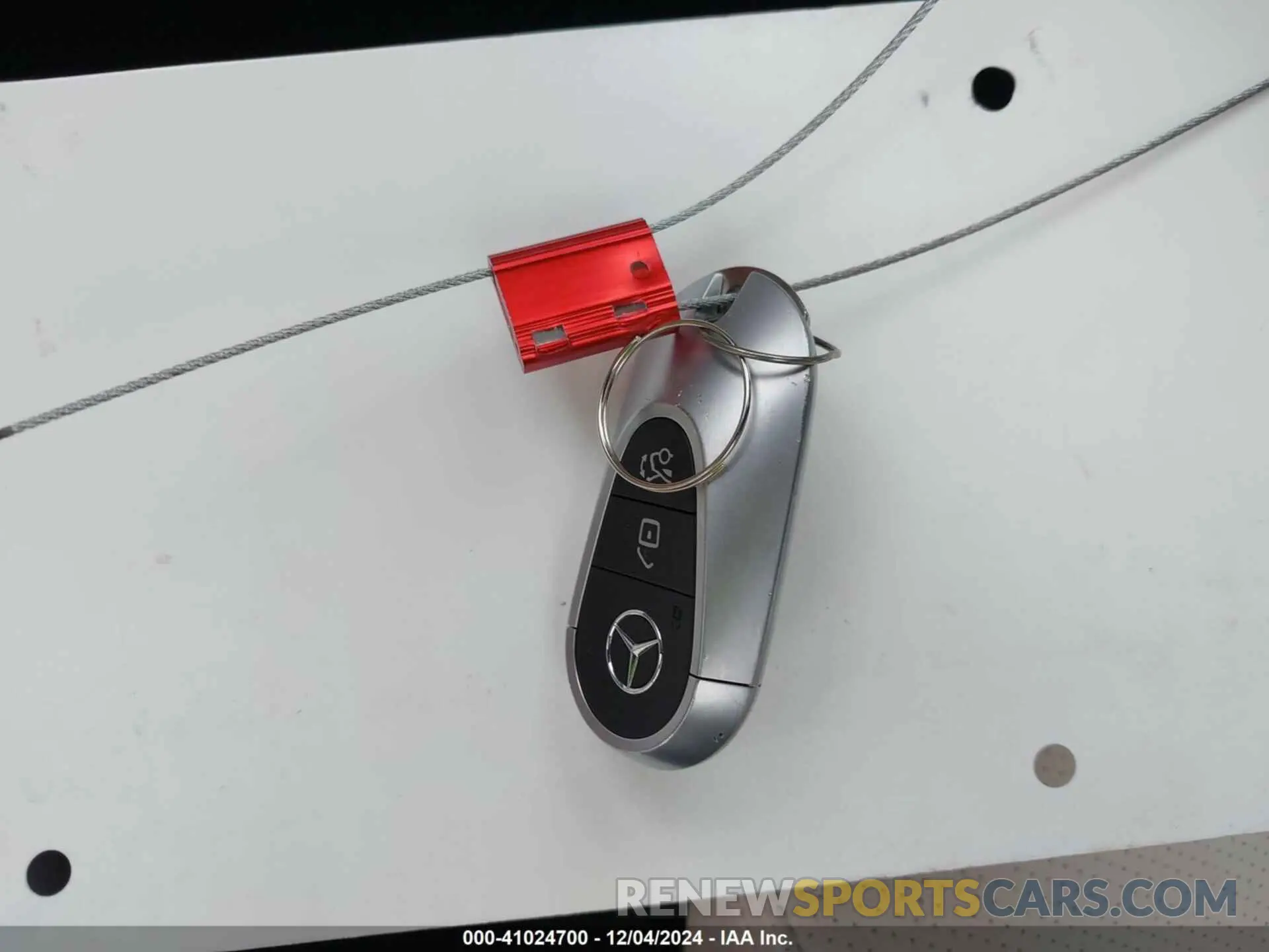 11 fotografías del automóvil dañado W1KAF4HB7PR133088 MERCEDES-BENZ C 300 2023