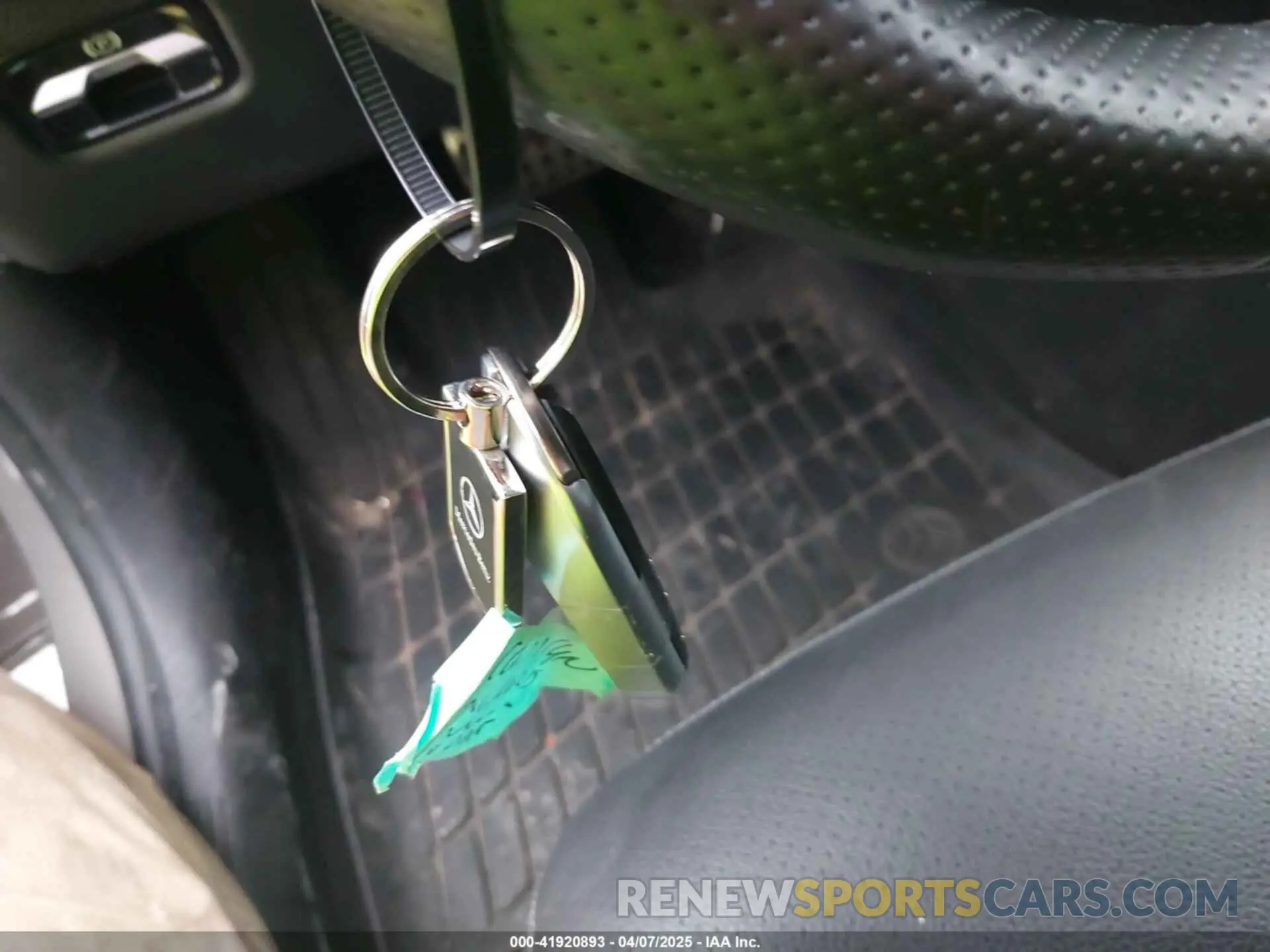 11 fotografías del automóvil dañado W1KAF4HB9PR103705 MERCEDES-BENZ C 300 2023