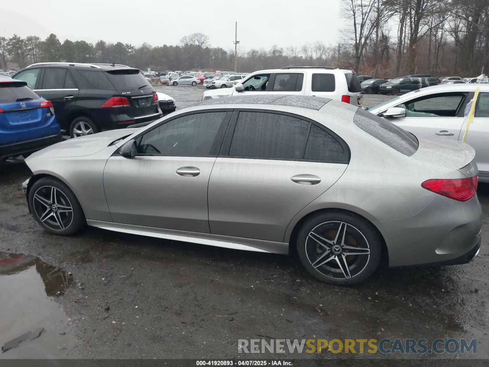 14 fotografías del automóvil dañado W1KAF4HB9PR103705 MERCEDES-BENZ C 300 2023