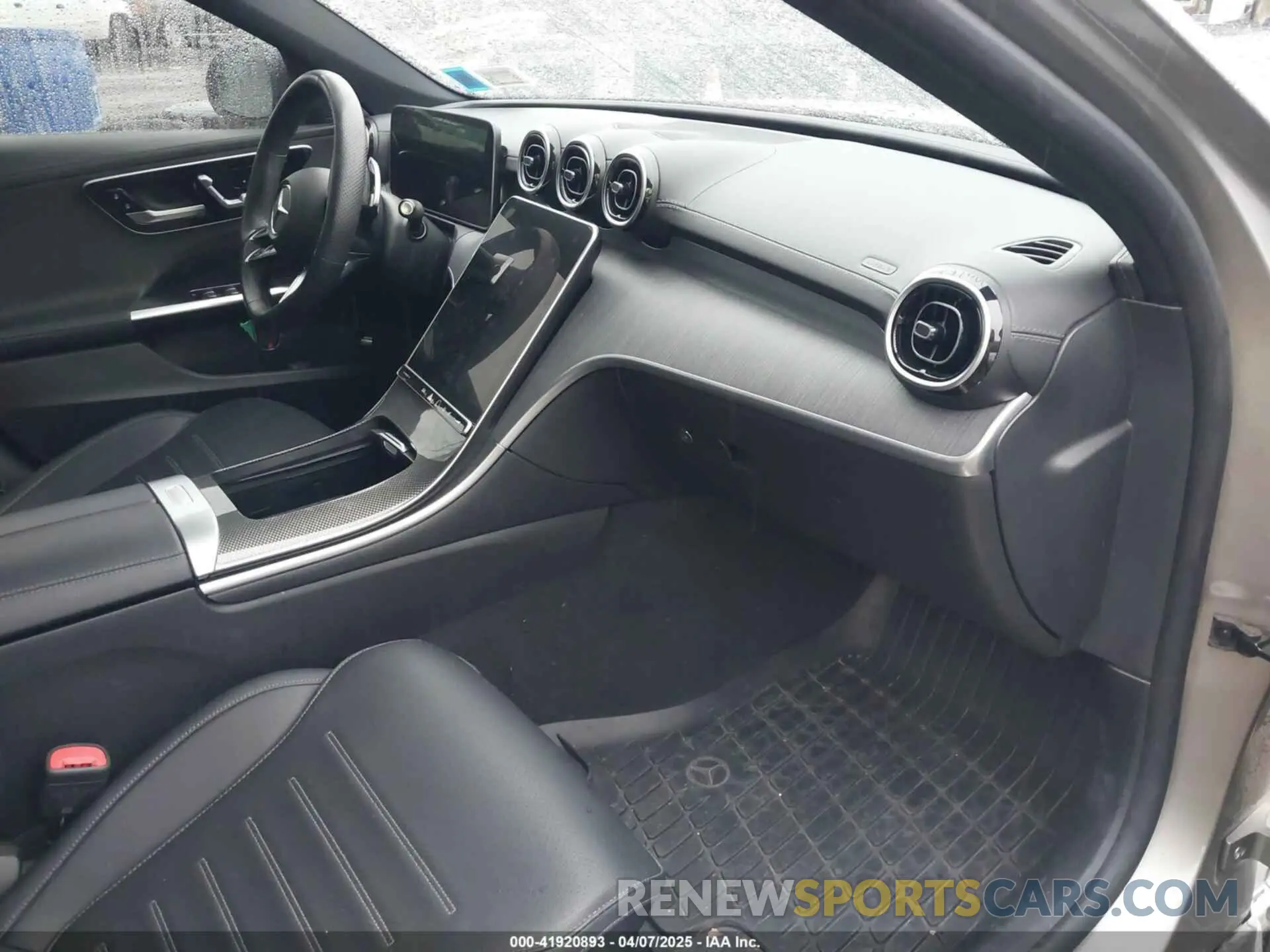 5 fotografías del automóvil dañado W1KAF4HB9PR103705 MERCEDES-BENZ C 300 2023