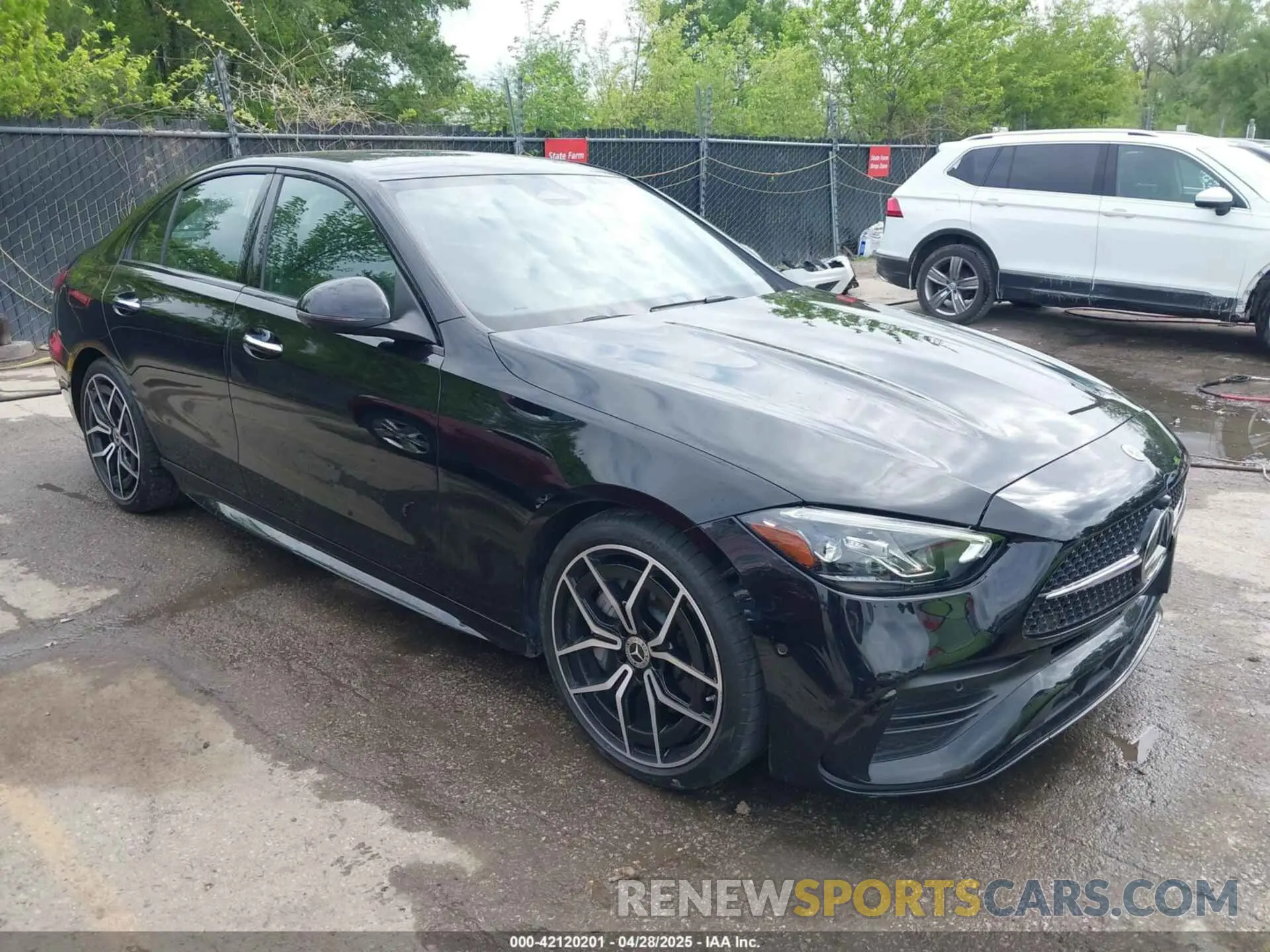 1 fotografías del automóvil dañado W1KAF4HBXPR102658 MERCEDES-BENZ C 300 2023