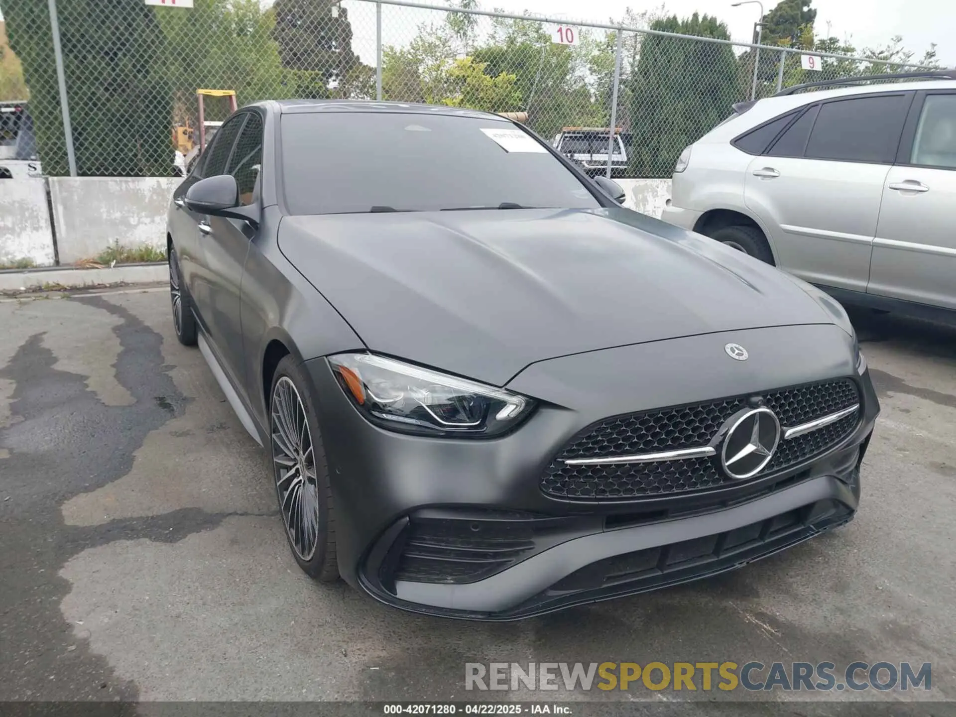 1 fotografías del automóvil dañado W1KAF4GB0RR228984 MERCEDES-BENZ C 300 2024