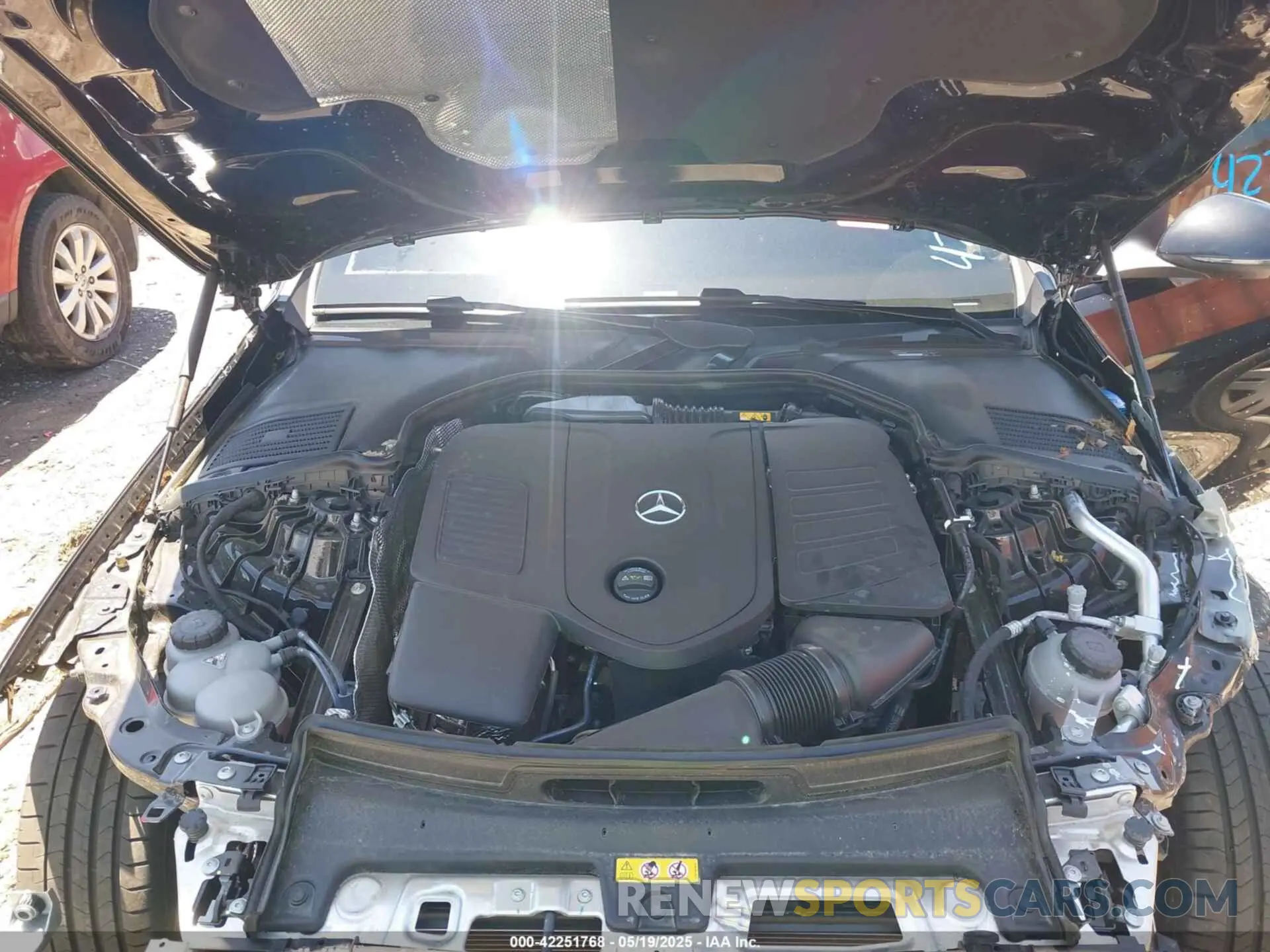 10 fotografías del automóvil dañado W1KAF4GB3RR226050 MERCEDES-BENZ C 300 2024