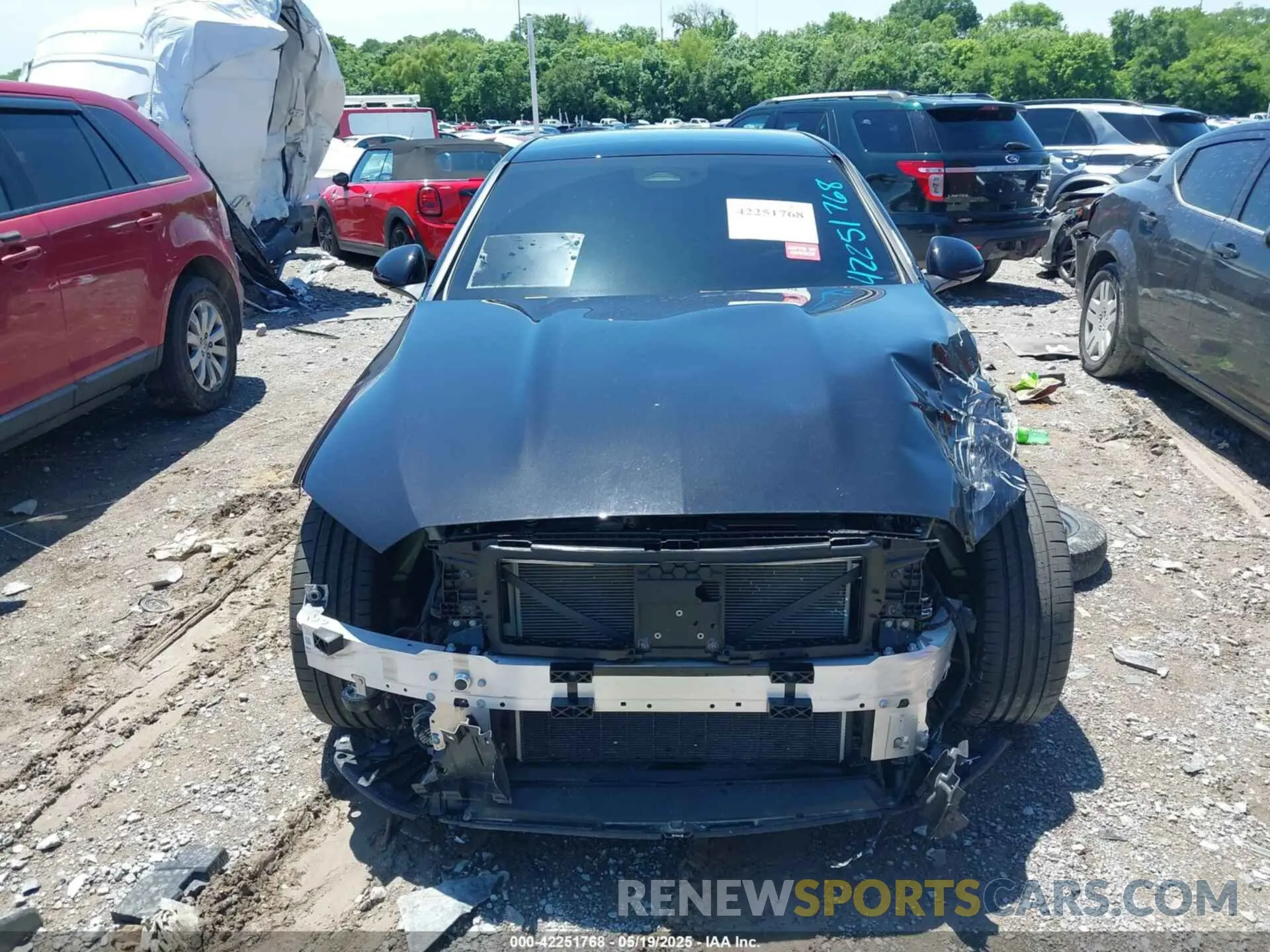 13 fotografías del automóvil dañado W1KAF4GB3RR226050 MERCEDES-BENZ C 300 2024