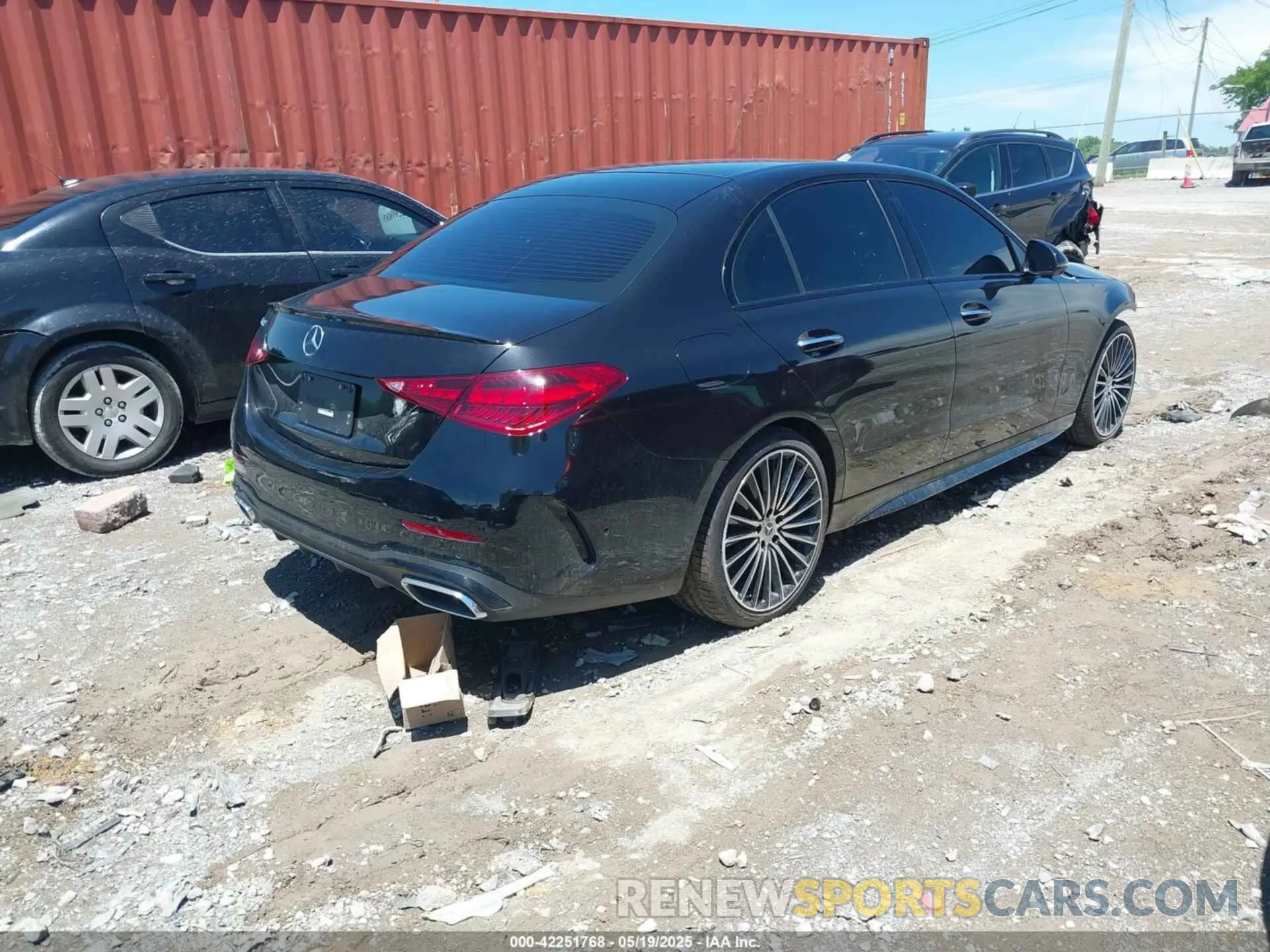 4 fotografías del automóvil dañado W1KAF4GB3RR226050 MERCEDES-BENZ C 300 2024