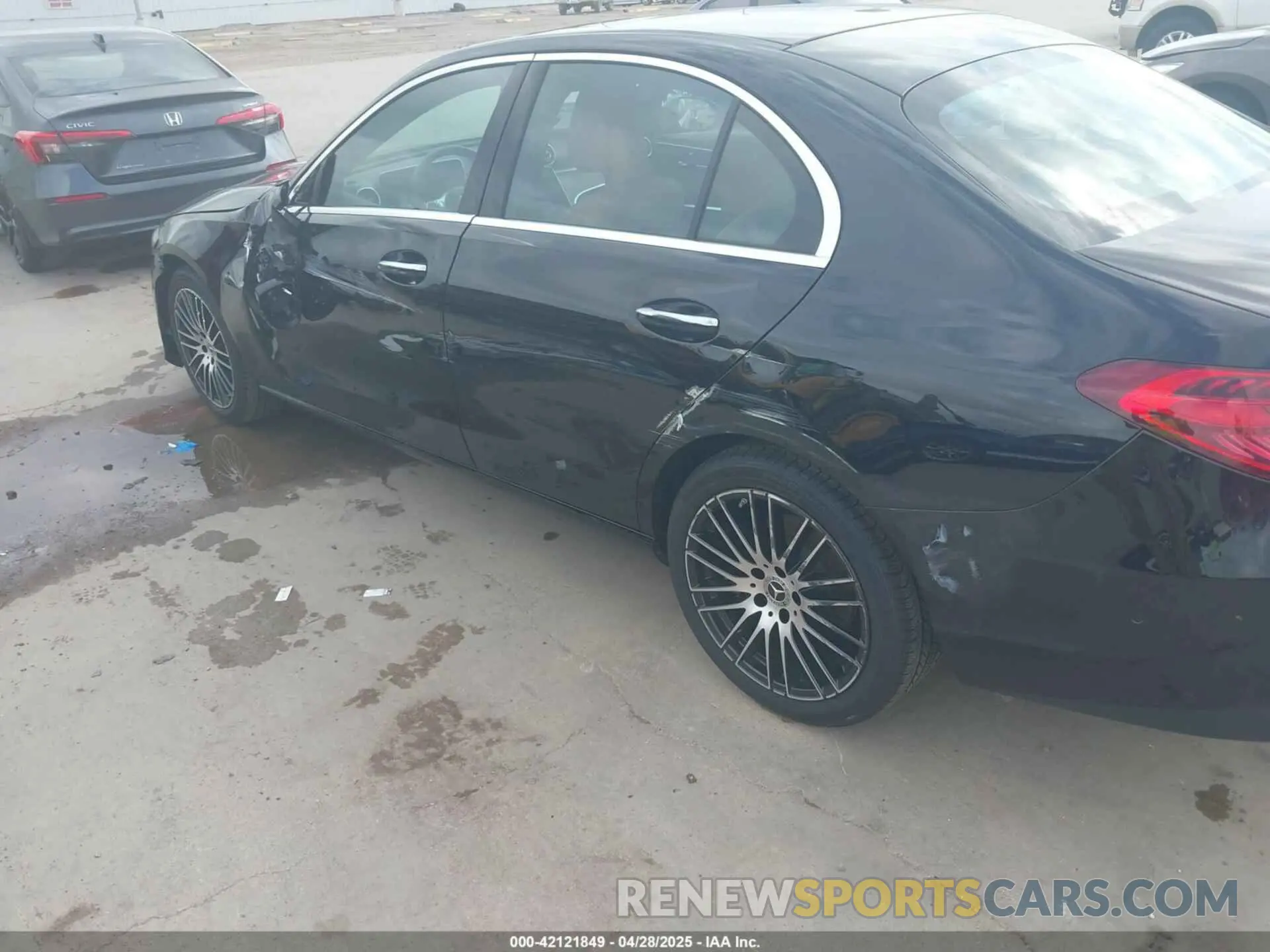 17 fotografías del automóvil dañado W1KAF4GB3RR235704 MERCEDES-BENZ C 300 2024