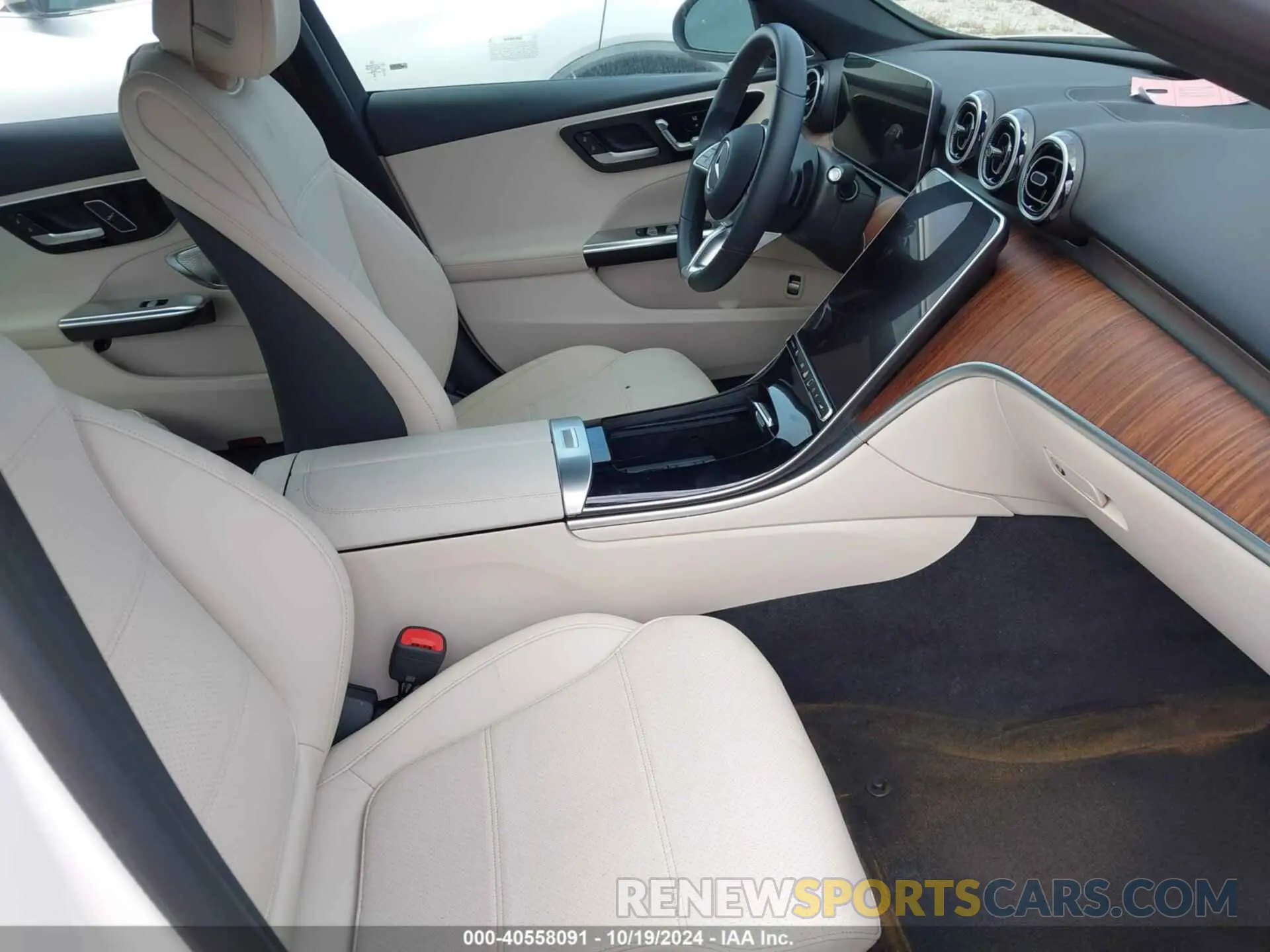 5 fotografías del automóvil dañado W1KAF4GB6RR175773 MERCEDES-BENZ C 300 2024