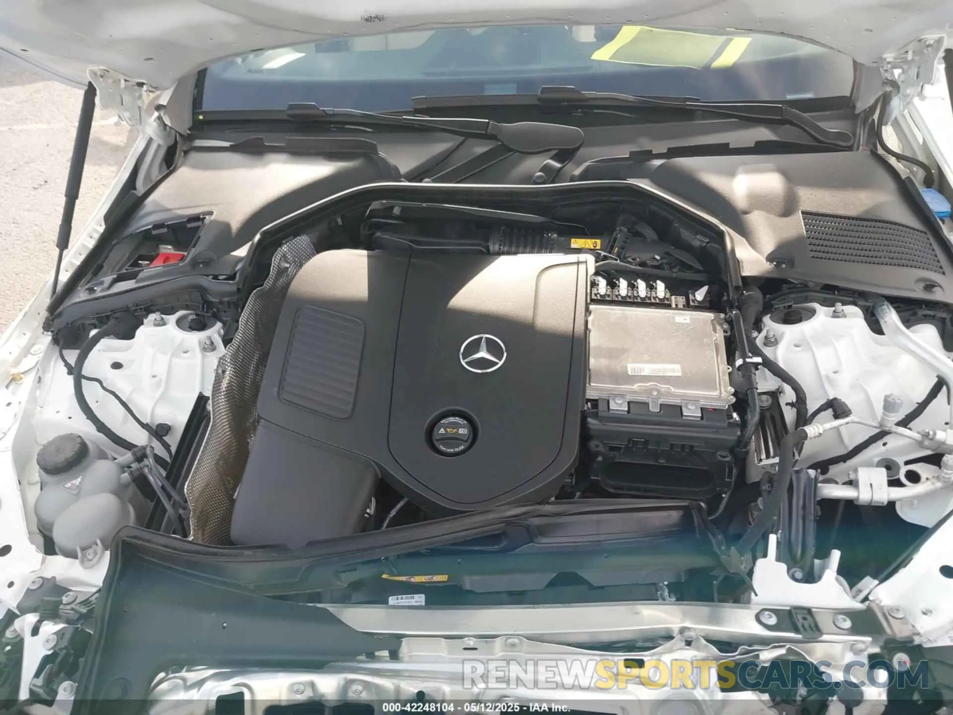 10 fotografías del automóvil dañado W1KAF4GB9RR237814 MERCEDES-BENZ C 300 2024