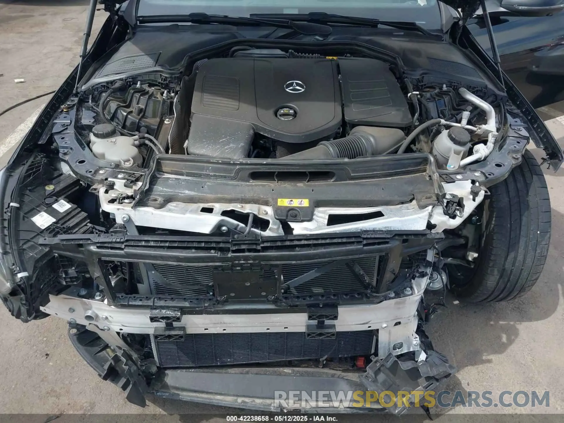 10 fotografías del automóvil dañado W1KAF4GBXRR208466 MERCEDES-BENZ C 300 2024