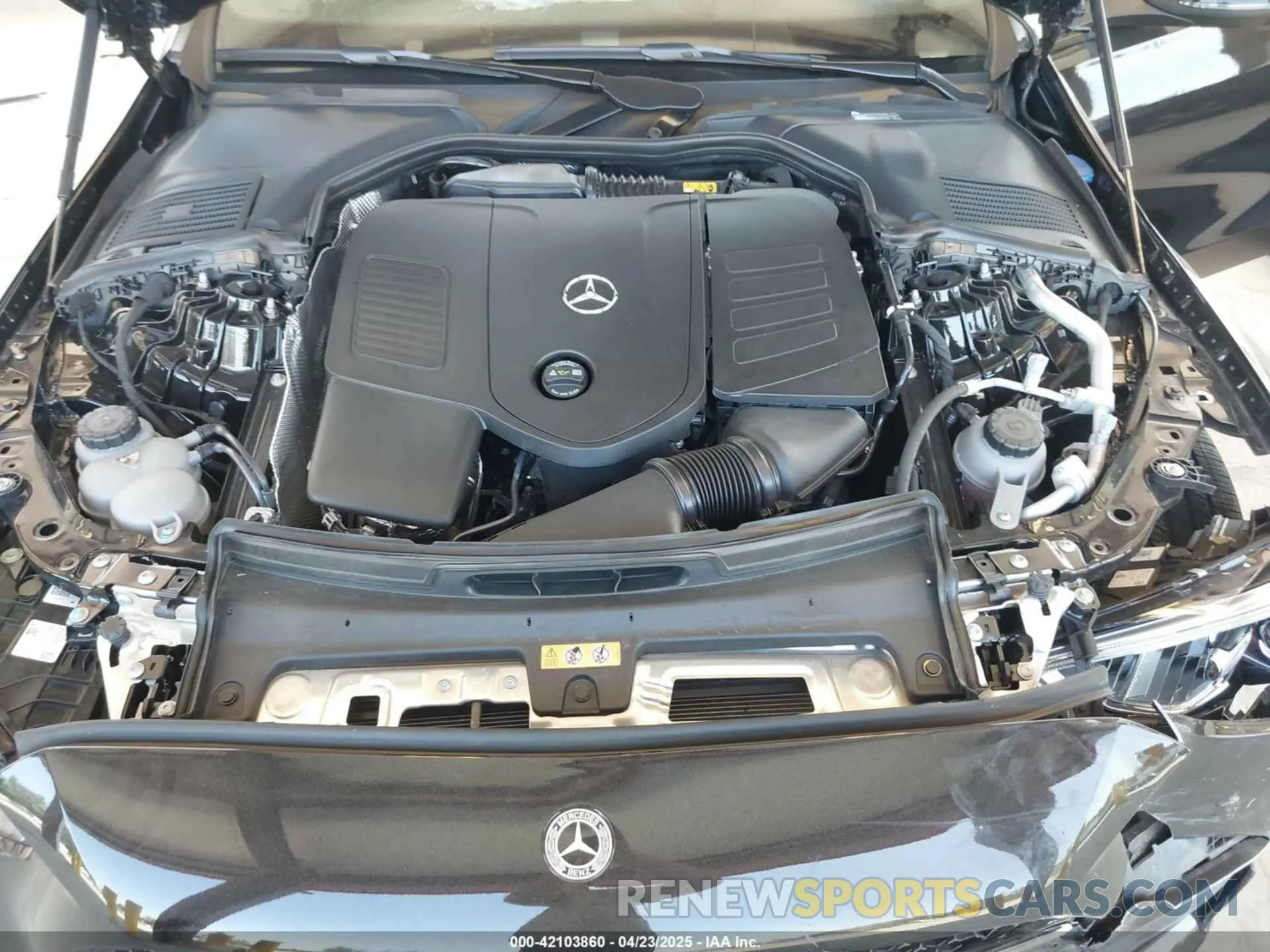 10 fotografías del automóvil dañado W1KAF4HB0RR160815 MERCEDES-BENZ C 300 2024