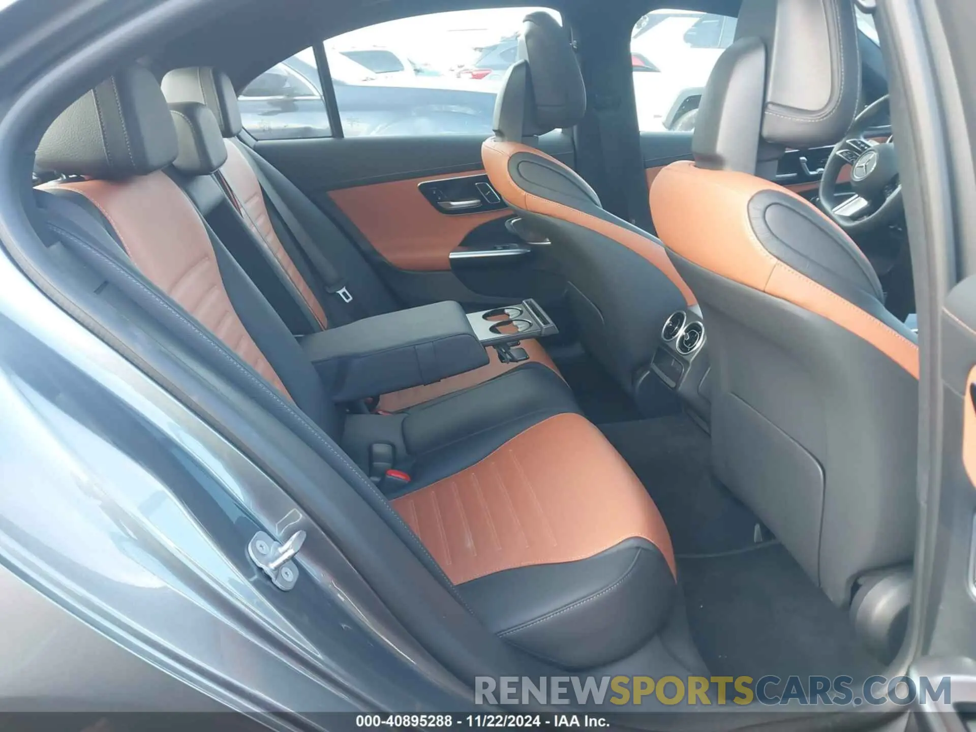 8 fotografías del automóvil dañado W1KAF4HB0RR183009 MERCEDES-BENZ C 300 2024