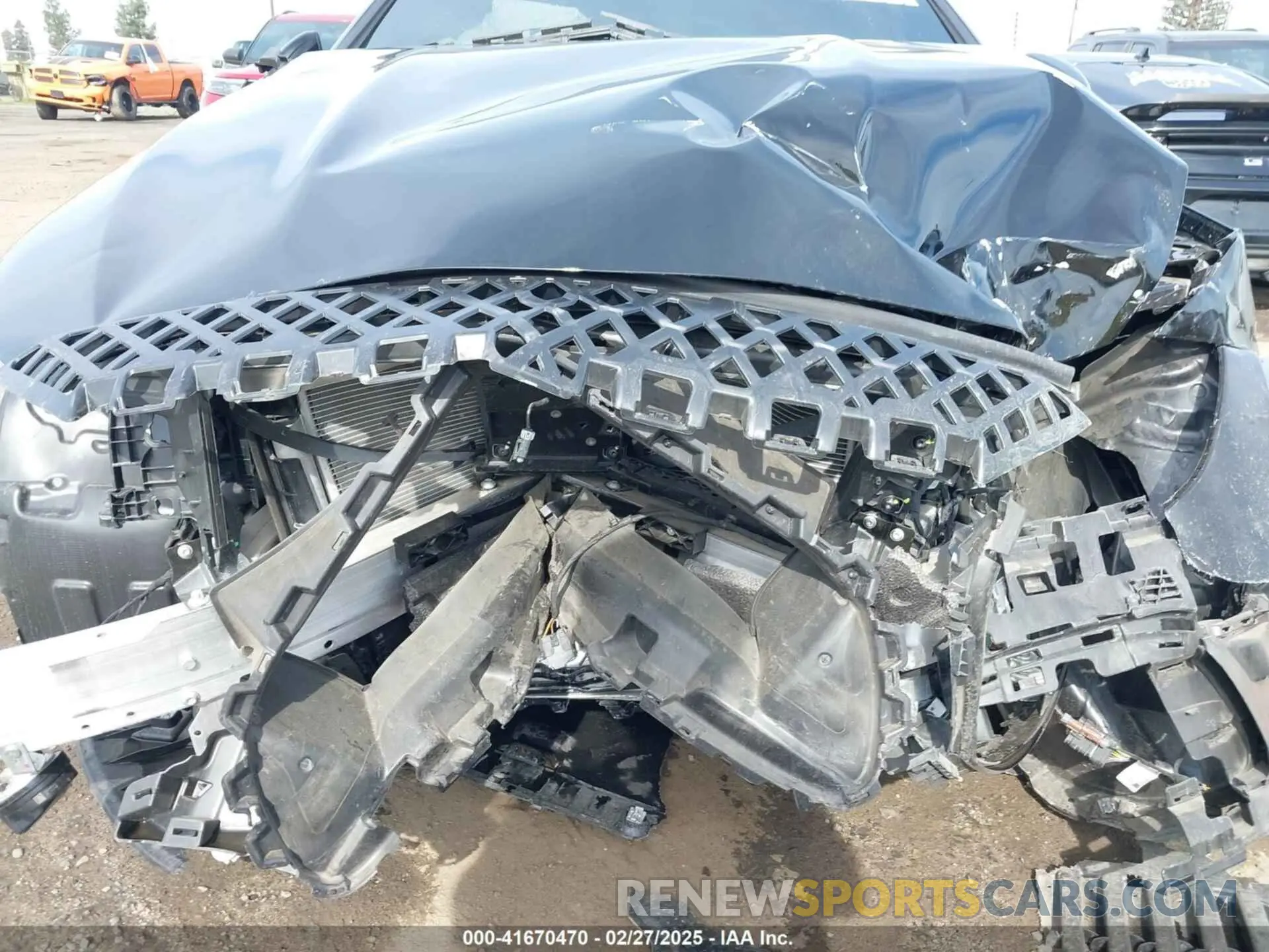 10 fotografías del automóvil dañado W1KAF4HB2RR190933 MERCEDES-BENZ C 300 2024