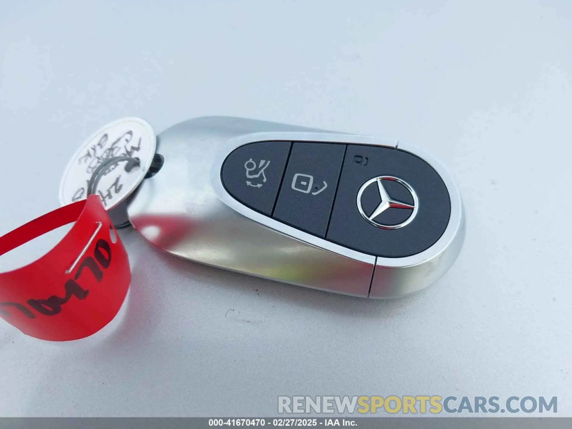 11 fotografías del automóvil dañado W1KAF4HB2RR190933 MERCEDES-BENZ C 300 2024