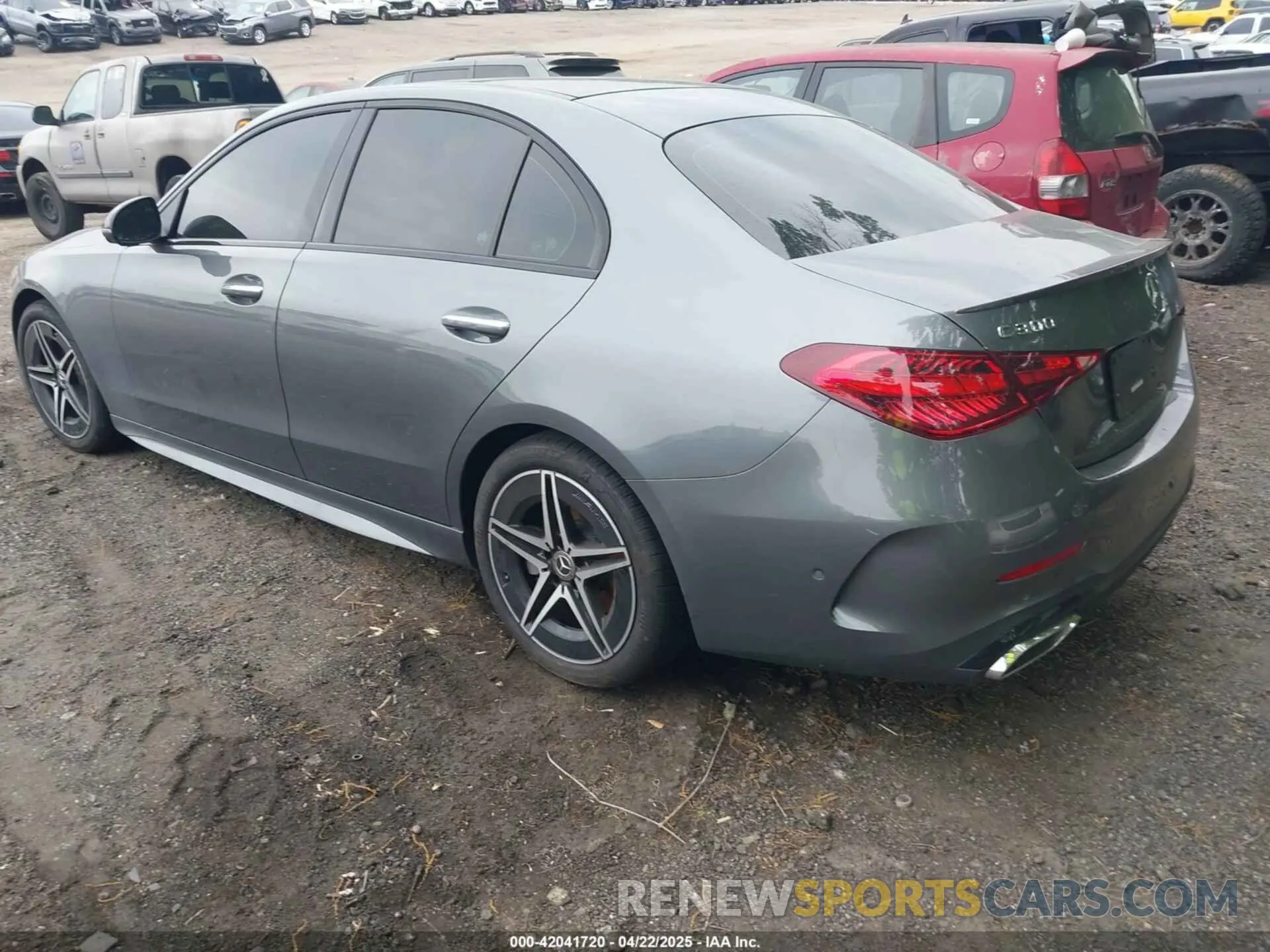 3 fotografías del automóvil dañado W1KAF4HB2RR204880 MERCEDES-BENZ C 300 2024