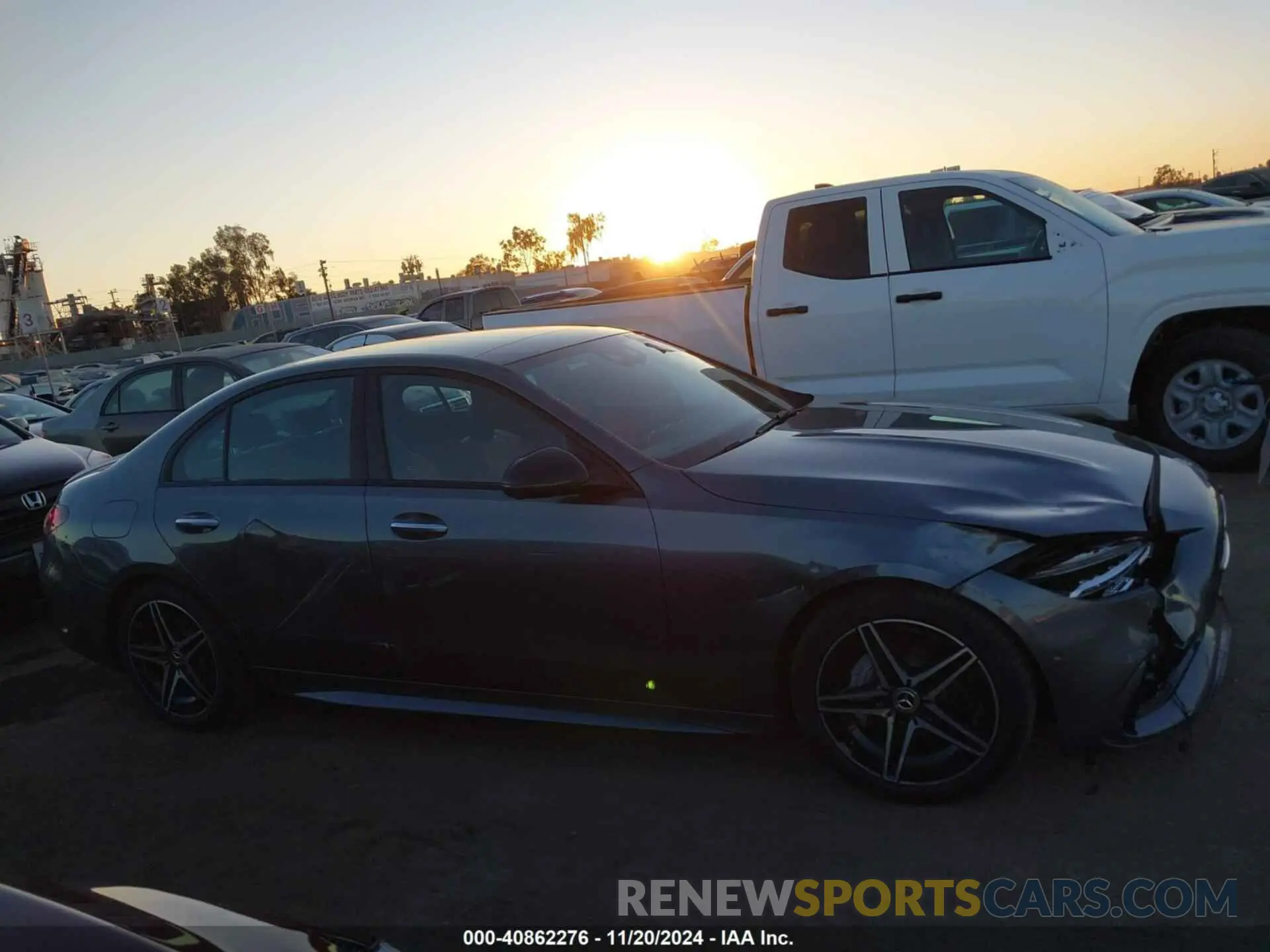 13 fotografías del automóvil dañado W1KAF4HB4RR190531 MERCEDES-BENZ C 300 2024