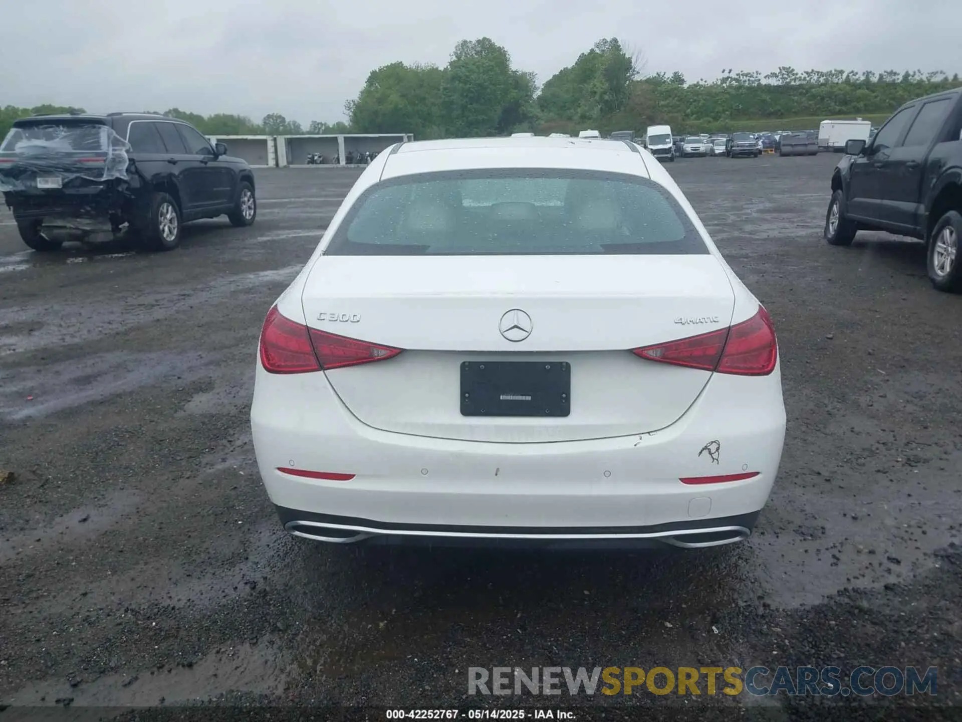 16 fotografías del automóvil dañado W1KAF4HB5RR183782 MERCEDES-BENZ C 300 2024