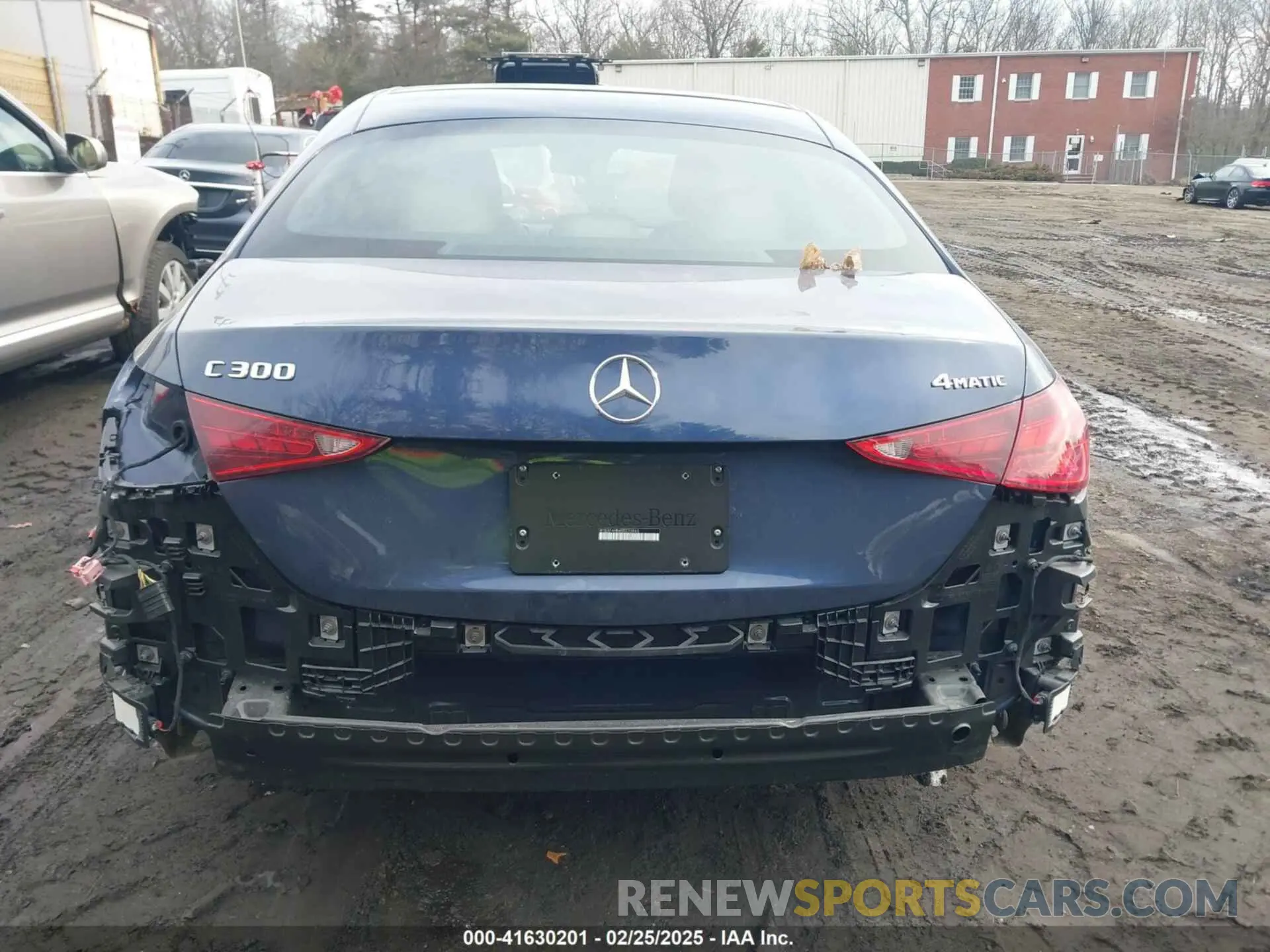 17 fotografías del automóvil dañado W1KAF4HB6RR223965 MERCEDES-BENZ C 300 2024
