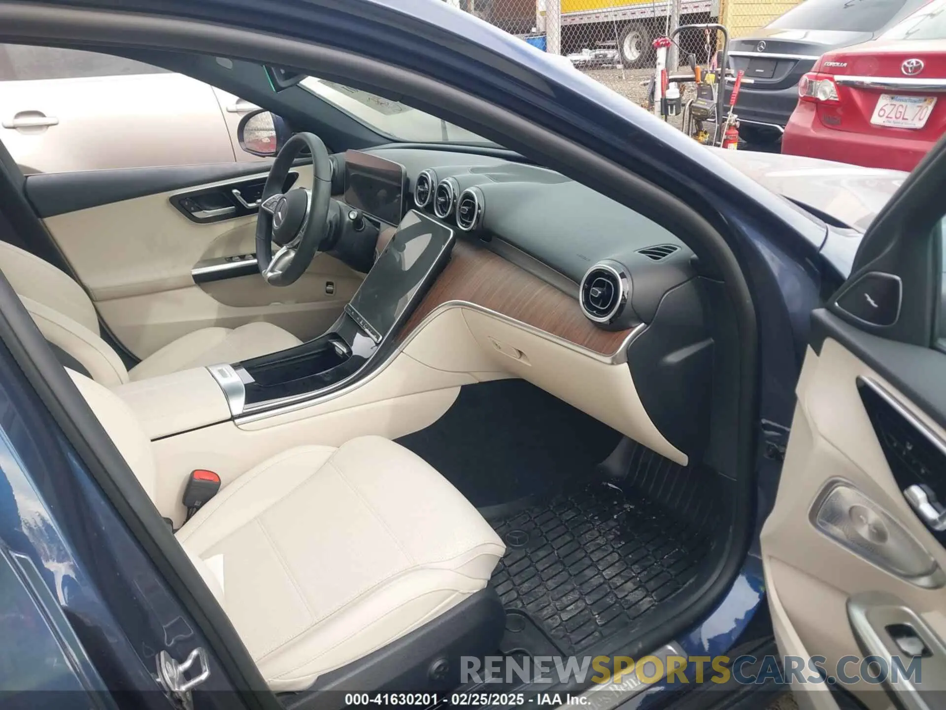 5 fotografías del automóvil dañado W1KAF4HB6RR223965 MERCEDES-BENZ C 300 2024