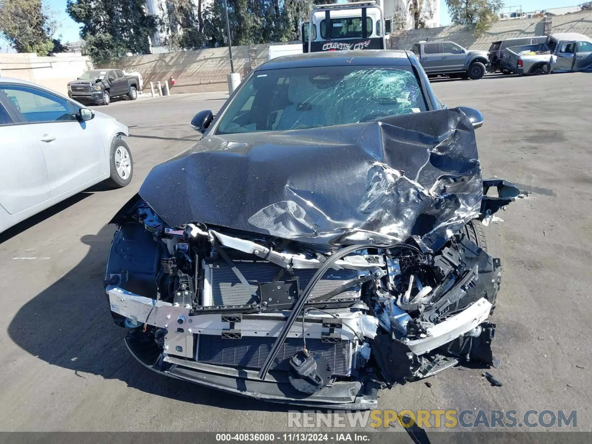 12 fotografías del automóvil dañado W1KAF4HB7RR190765 MERCEDES-BENZ C 300 2024