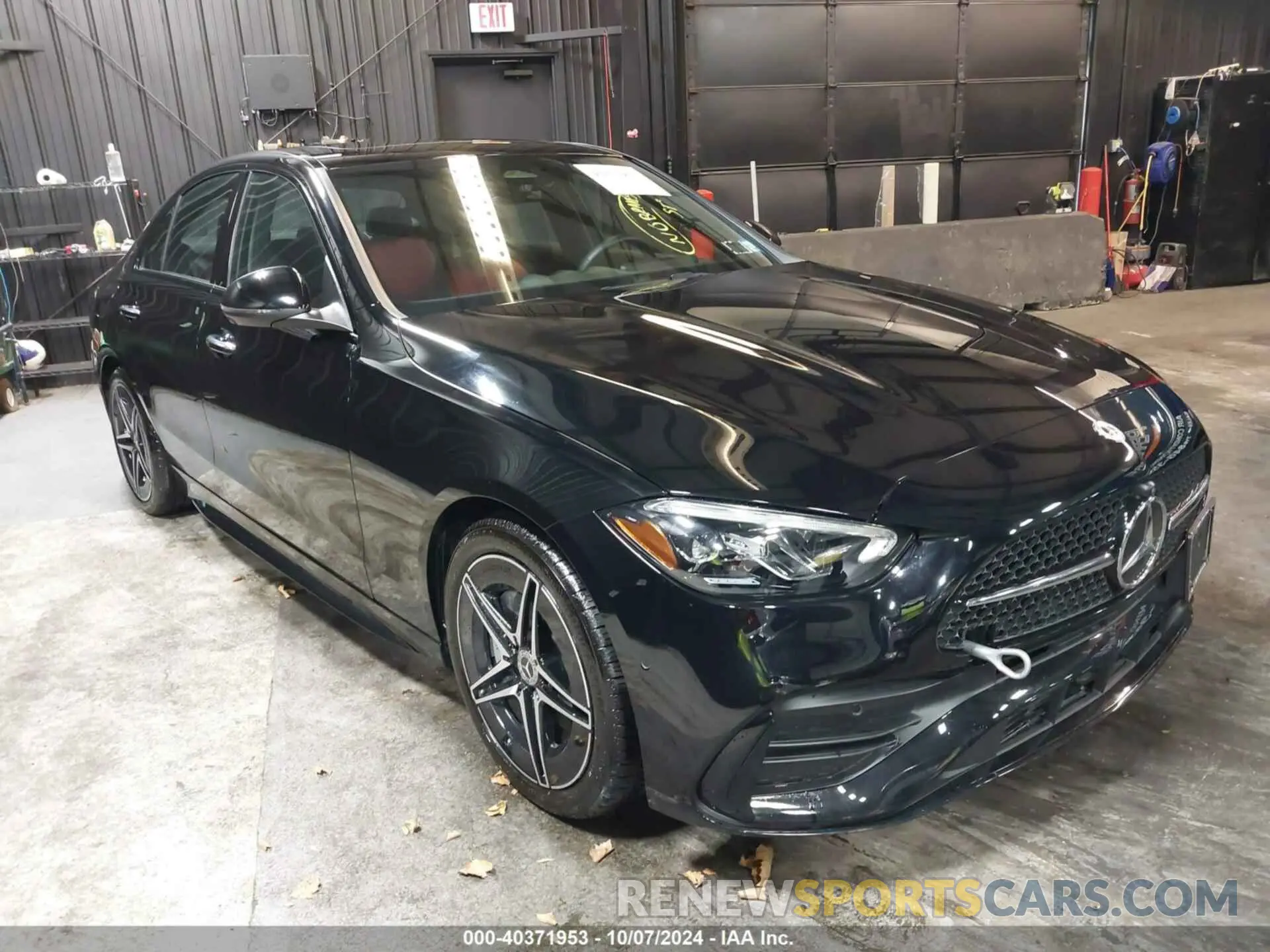 1 fotografías del automóvil dañado W1KAF4HBXRR164077 MERCEDES-BENZ C 300 2024