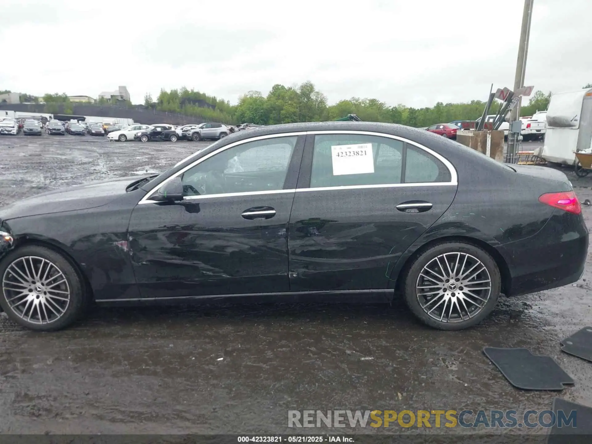 14 fotografías del automóvil dañado W1KAF4HBXRR224889 MERCEDES-BENZ C 300 2024