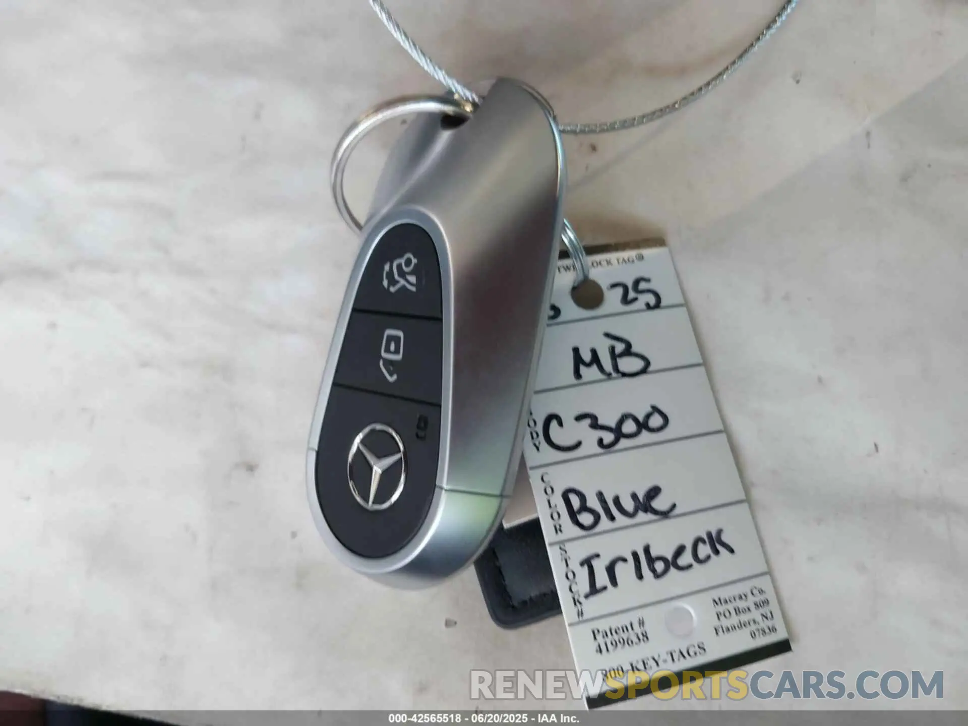 11 fotografías del automóvil dañado W1KAF4GB3SR257529 MERCEDES-BENZ C 300 2025