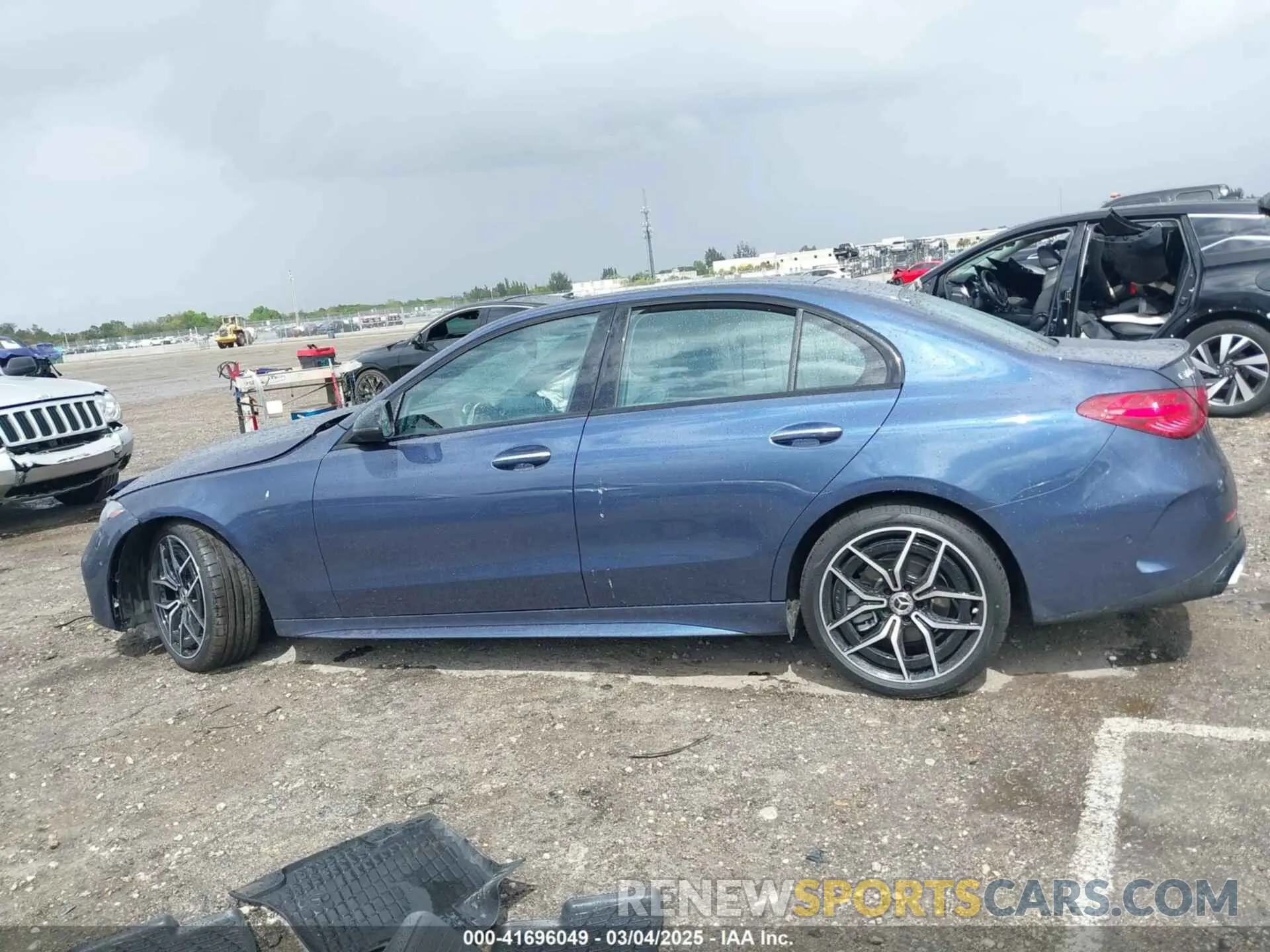 14 fotografías del automóvil dañado W1KAF4GB5SR239713 MERCEDES-BENZ C 300 2025