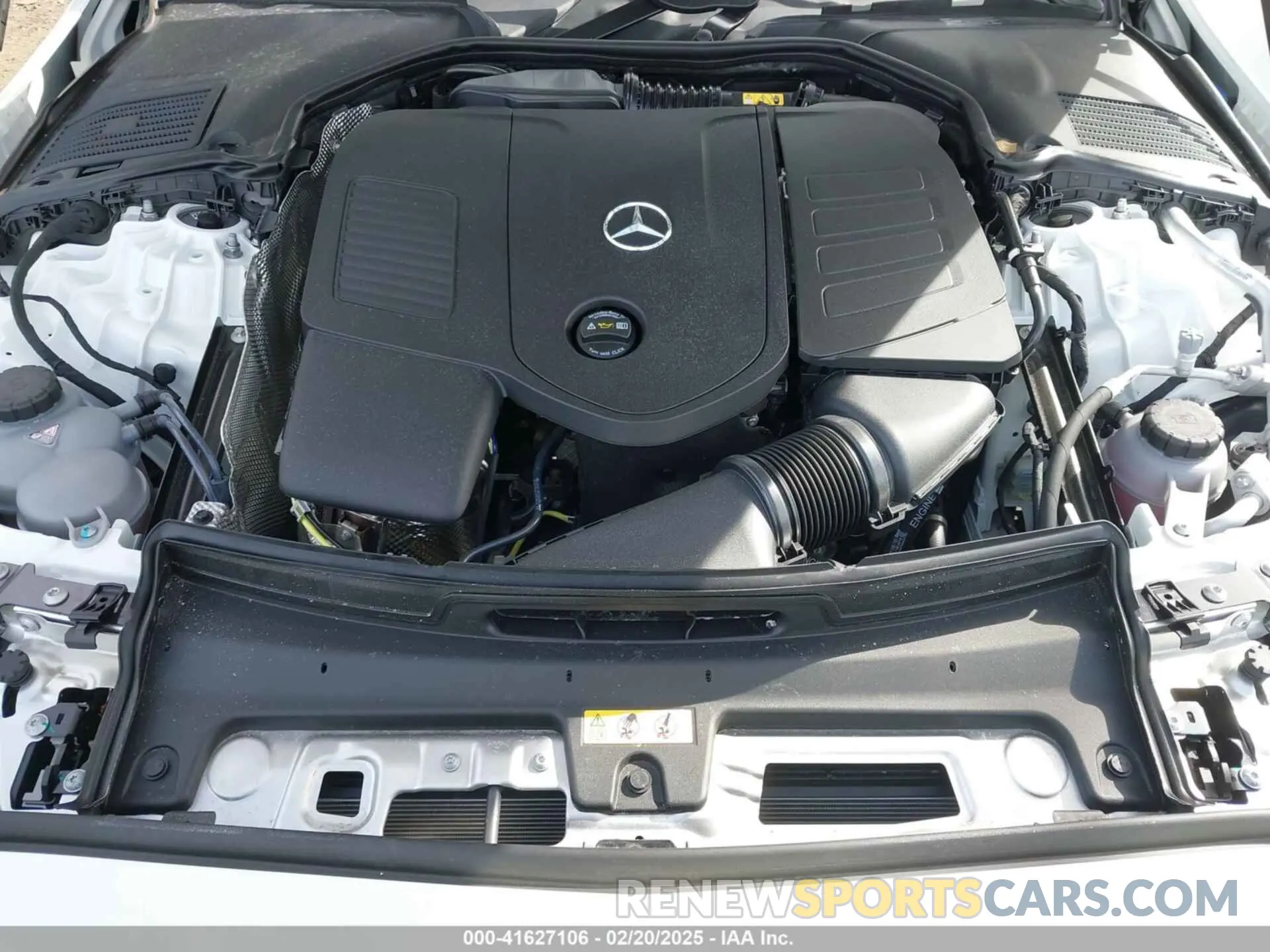 10 fotografías del automóvil dañado W1KAF4HB1SR250139 MERCEDES-BENZ C 300 2025